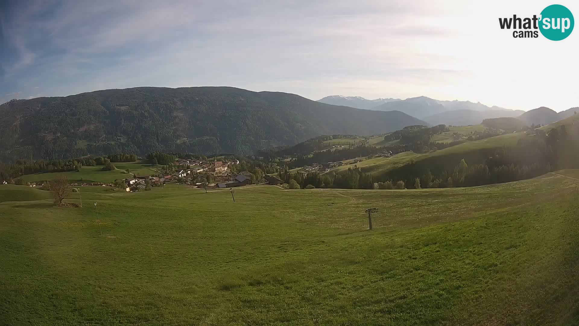 Spletna kamera Terenten (1210m) – Pogled v živo na dolino Pusteria