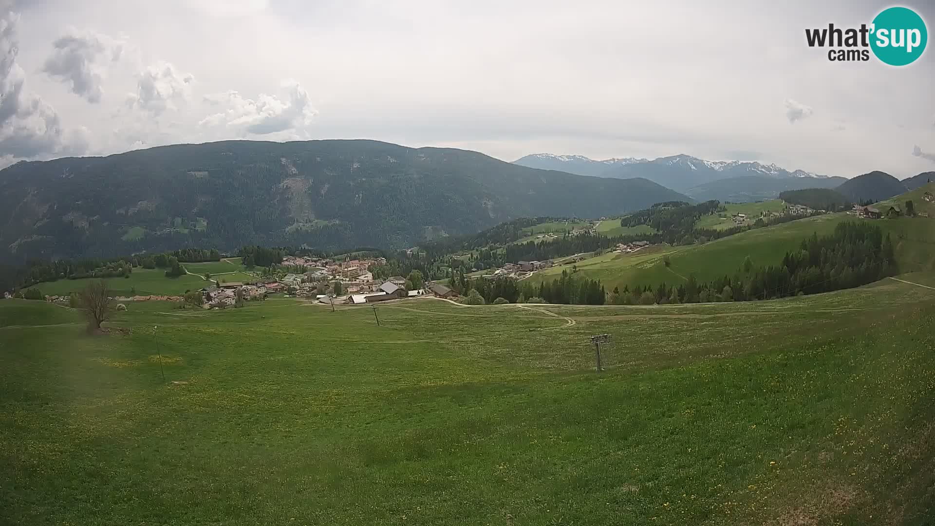 Spletna kamera Terenten (1210m) – Pogled v živo na dolino Pusteria