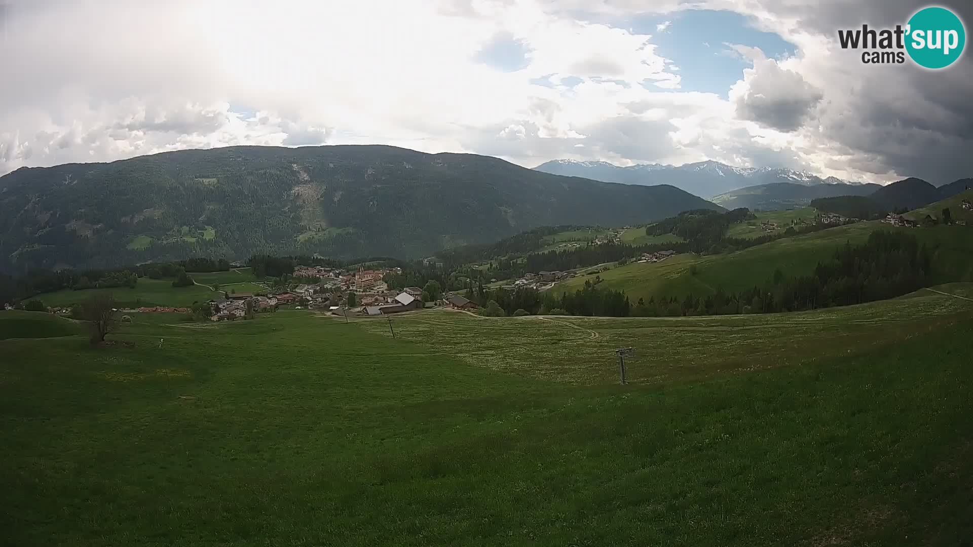 Web kamera Terenten (1210m) – Pogled uživo na Dolinu Pusteria