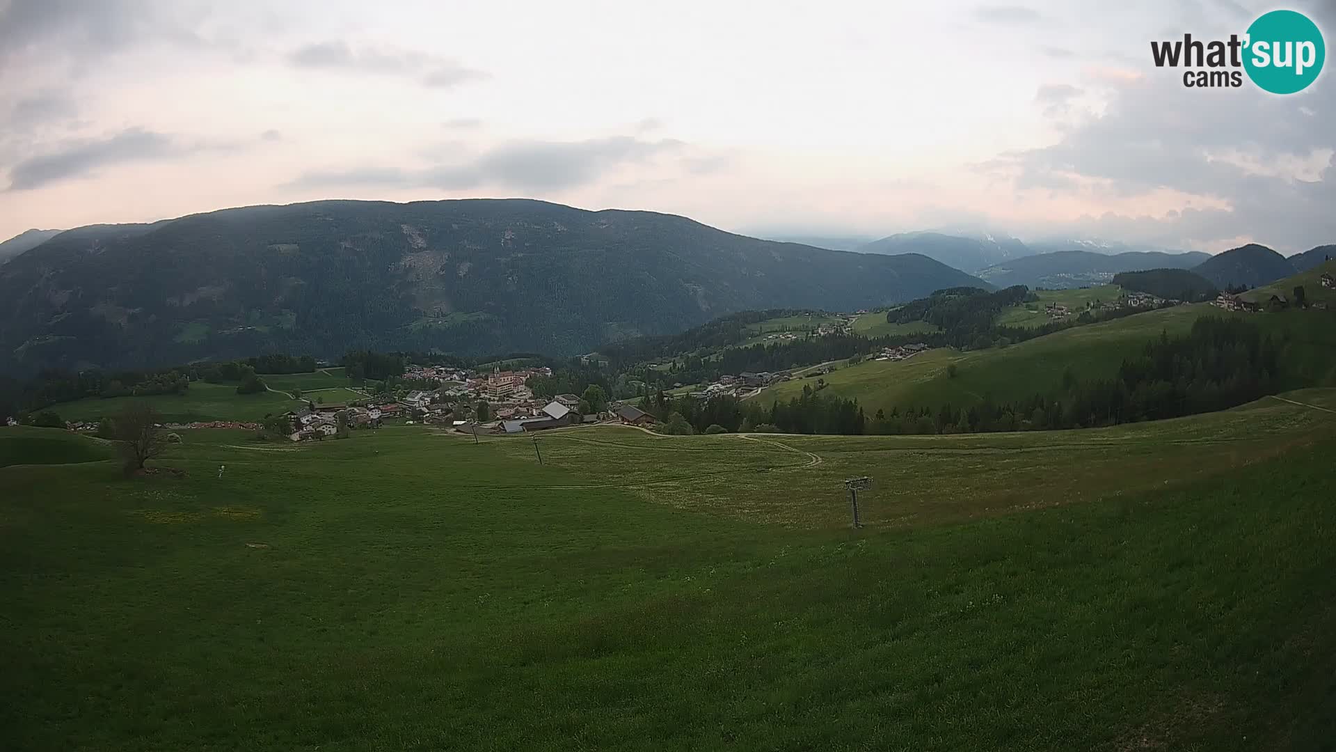 Web kamera Terenten (1210m) – Pogled uživo na Dolinu Pusteria