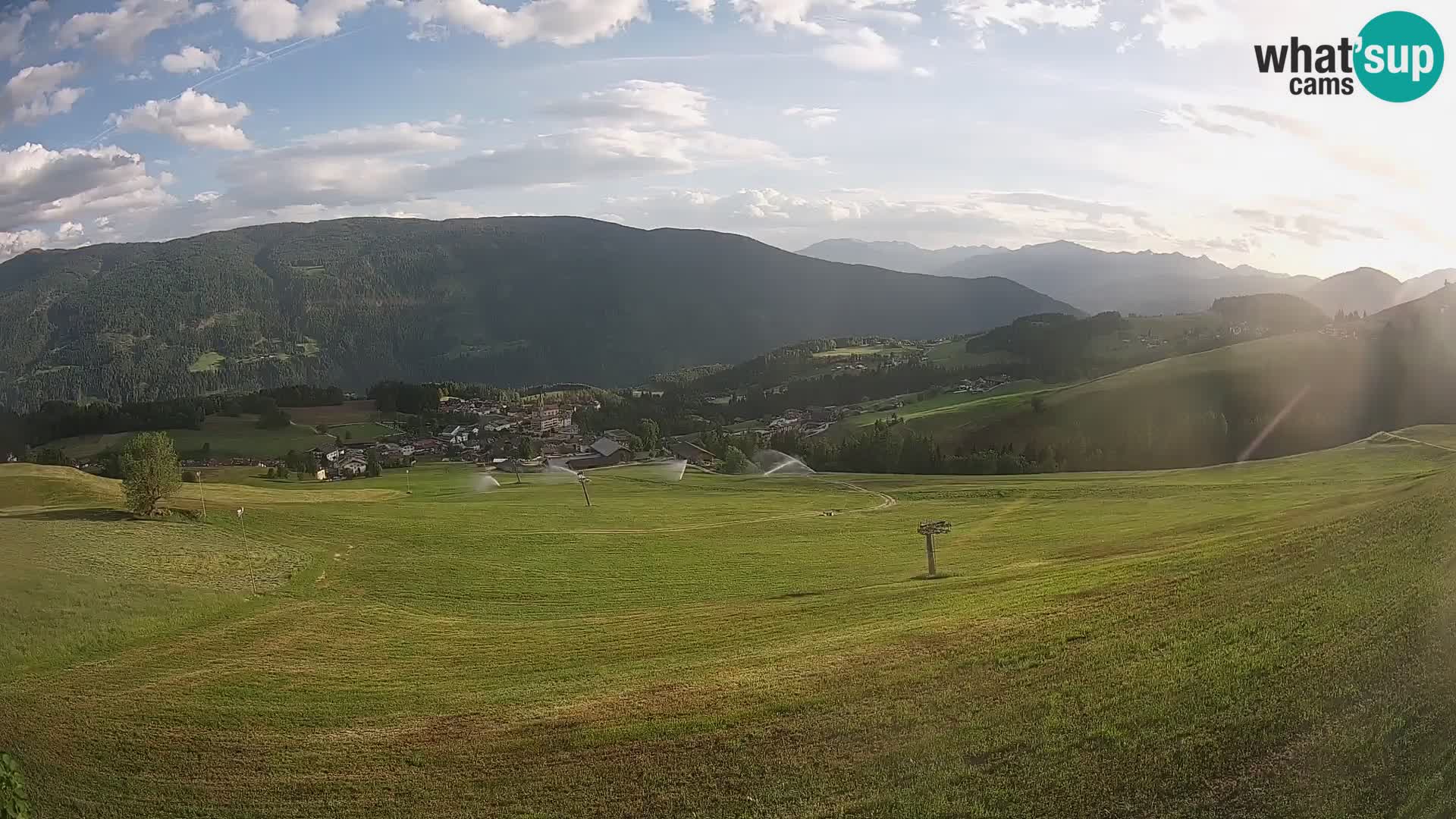 Spletna kamera Terenten (1210m) – Pogled v živo na dolino Pusteria
