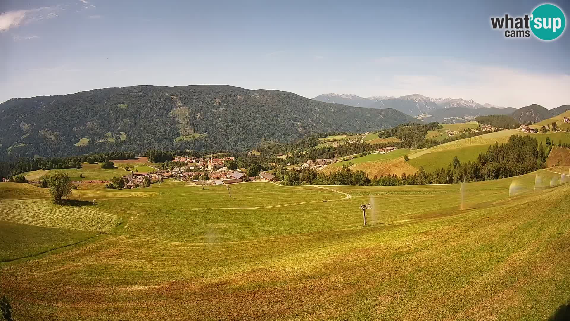 Spletna kamera Terenten (1210m) – Pogled v živo na dolino Pusteria