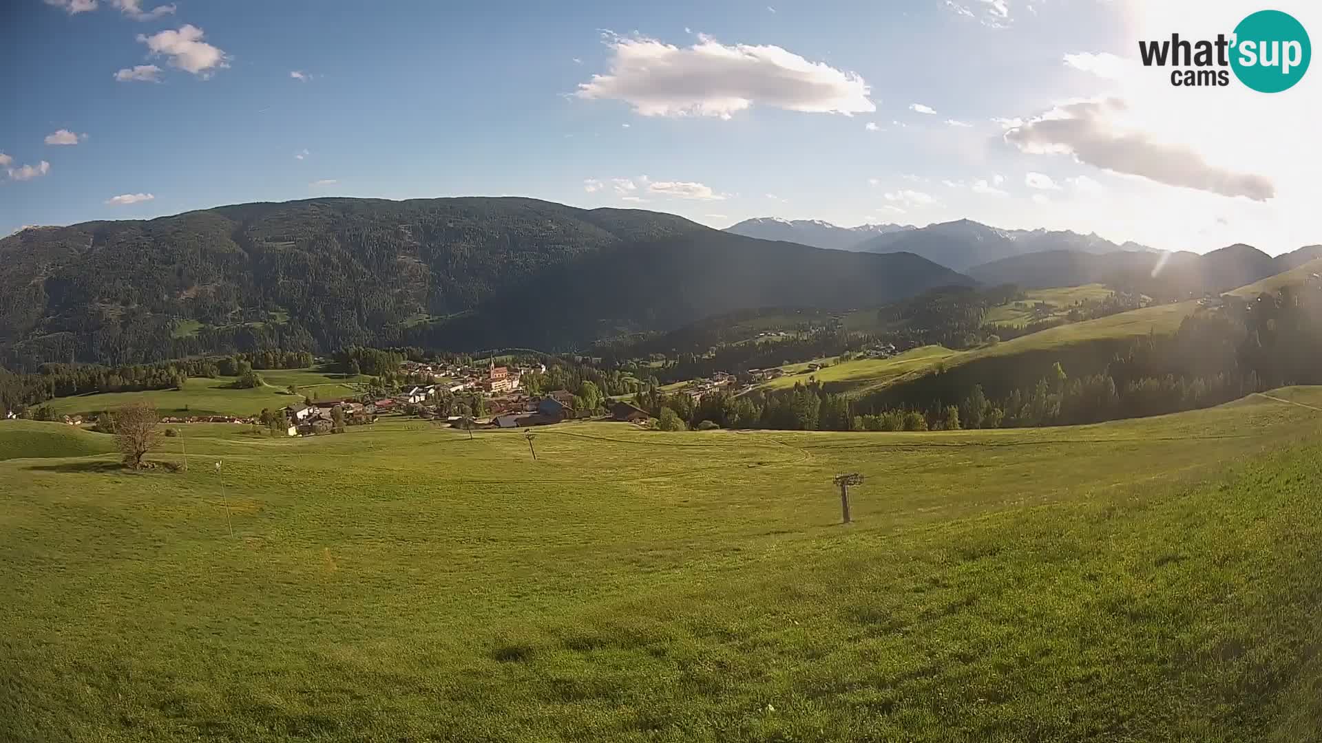 Spletna kamera Terenten (1210m) – Pogled v živo na dolino Pusteria