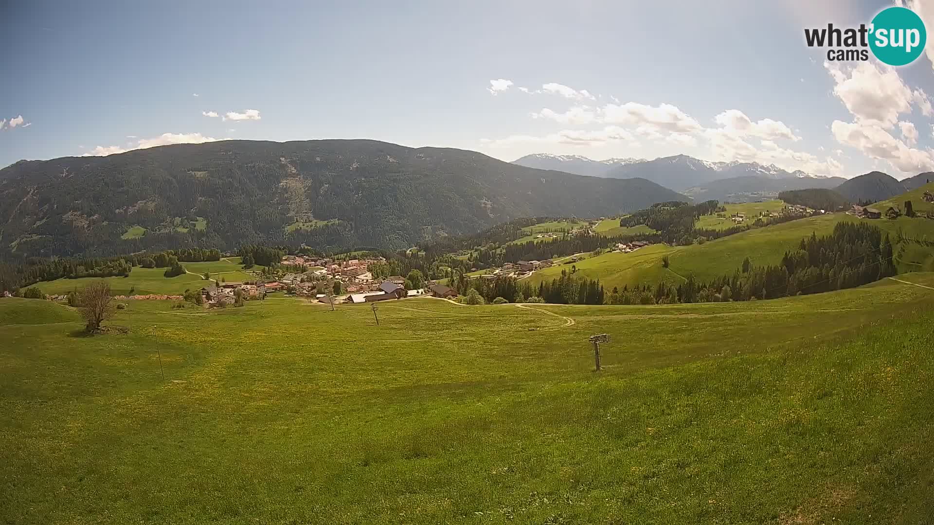 Spletna kamera Terenten (1210m) – Pogled v živo na dolino Pusteria