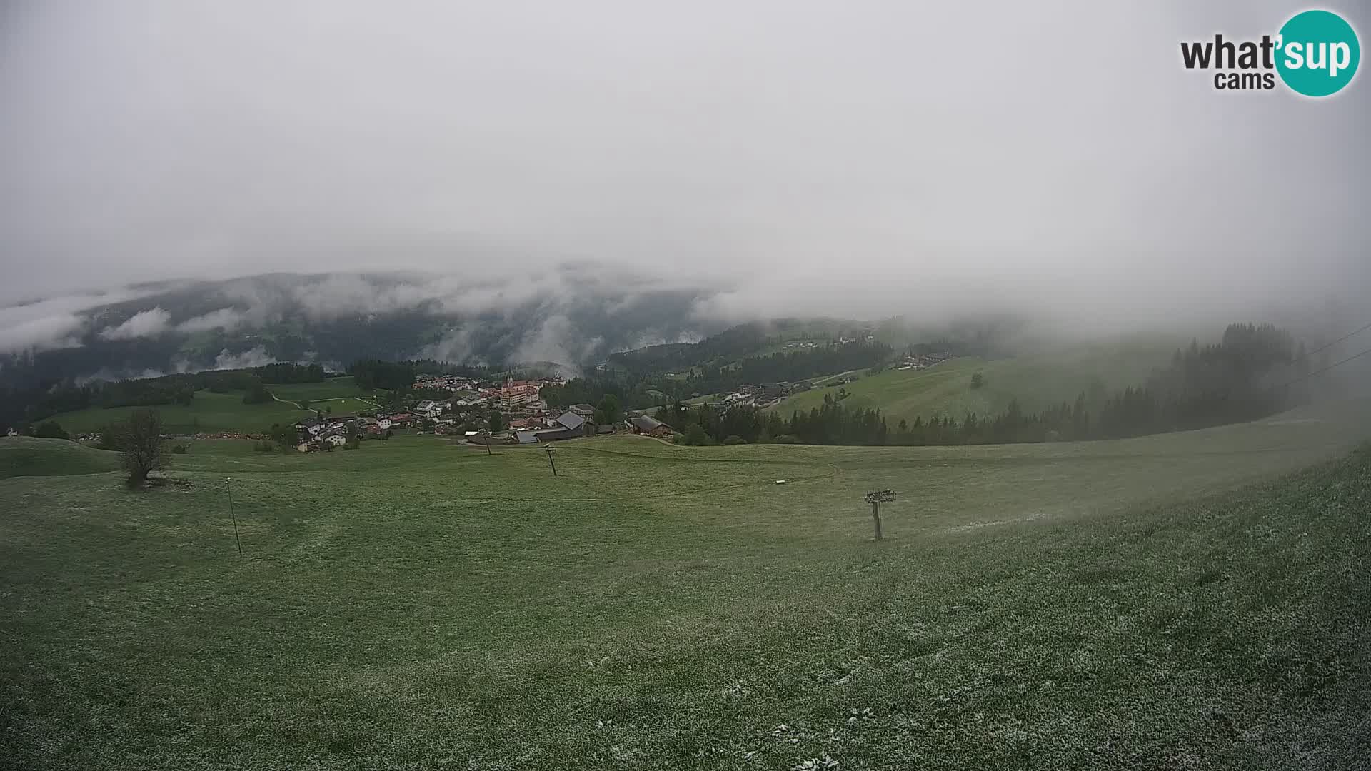 Spletna kamera Terenten (1210m) – Pogled v živo na dolino Pusteria