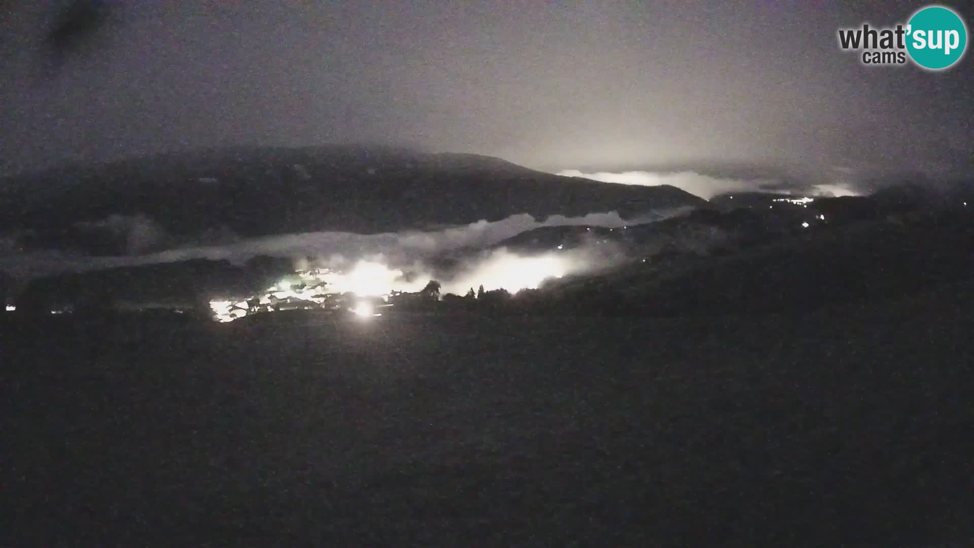 Spletna kamera Terenten (1210m) – Pogled v živo na dolino Pusteria