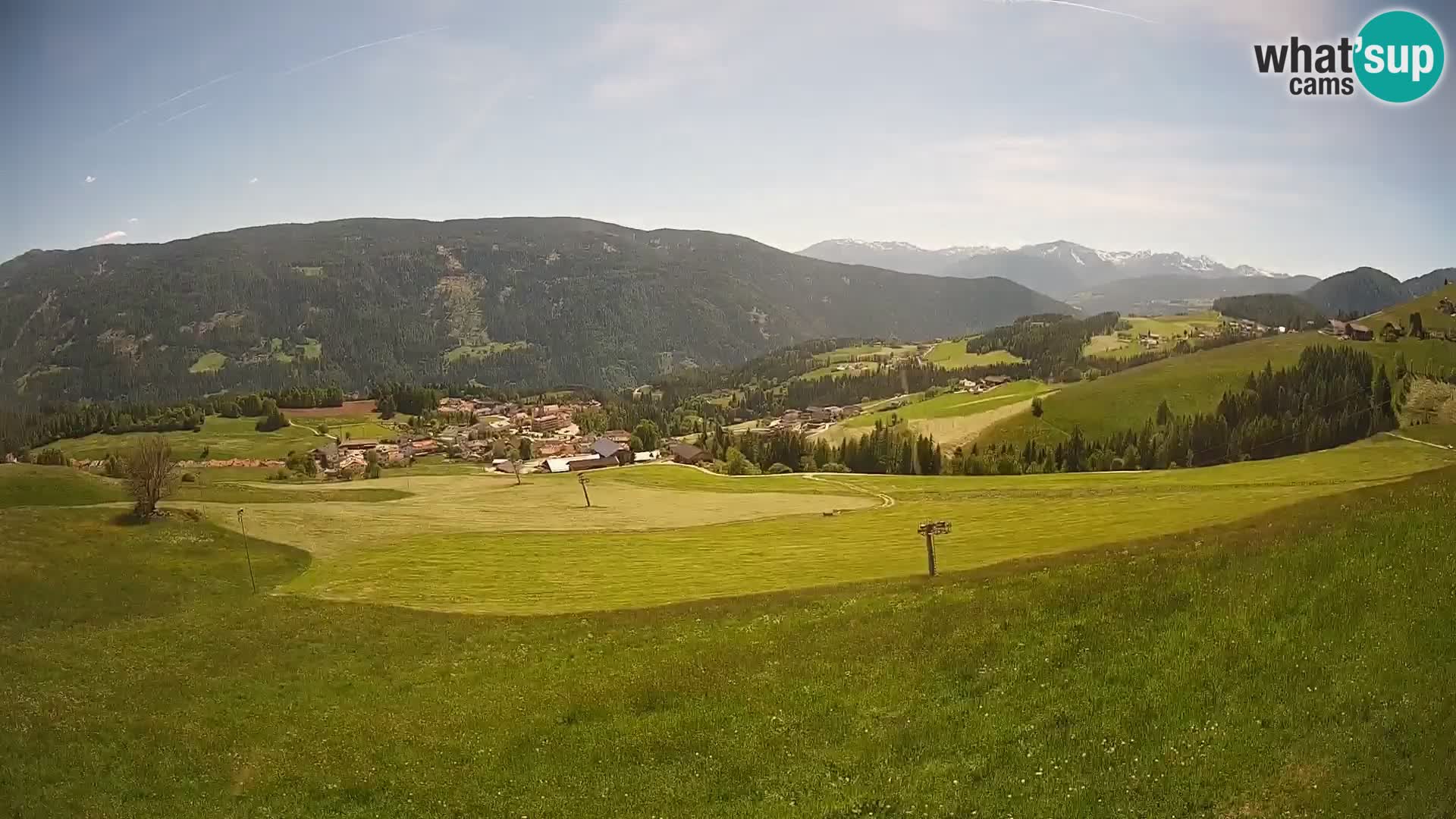 Spletna kamera Terenten (1210m) – Pogled v živo na dolino Pusteria