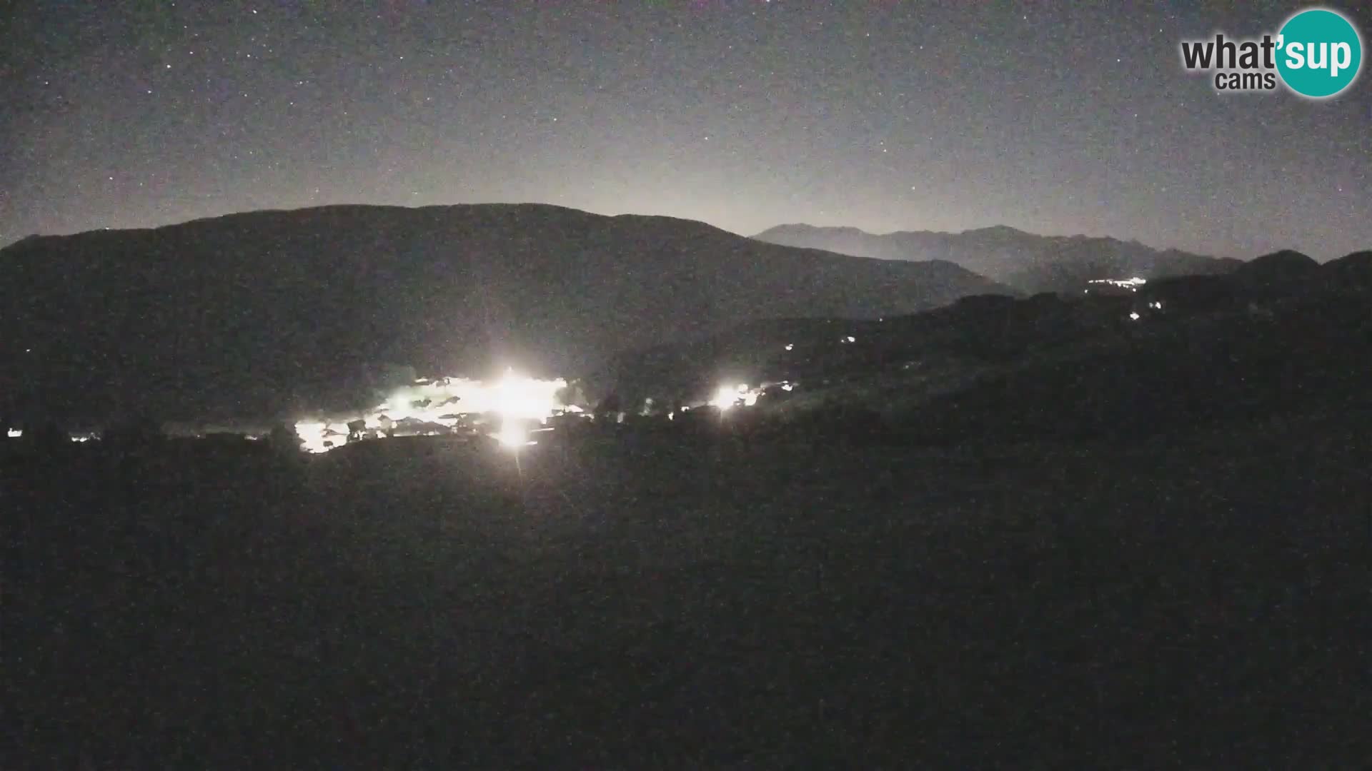 Spletna kamera Terenten (1210m) – Pogled v živo na dolino Pusteria