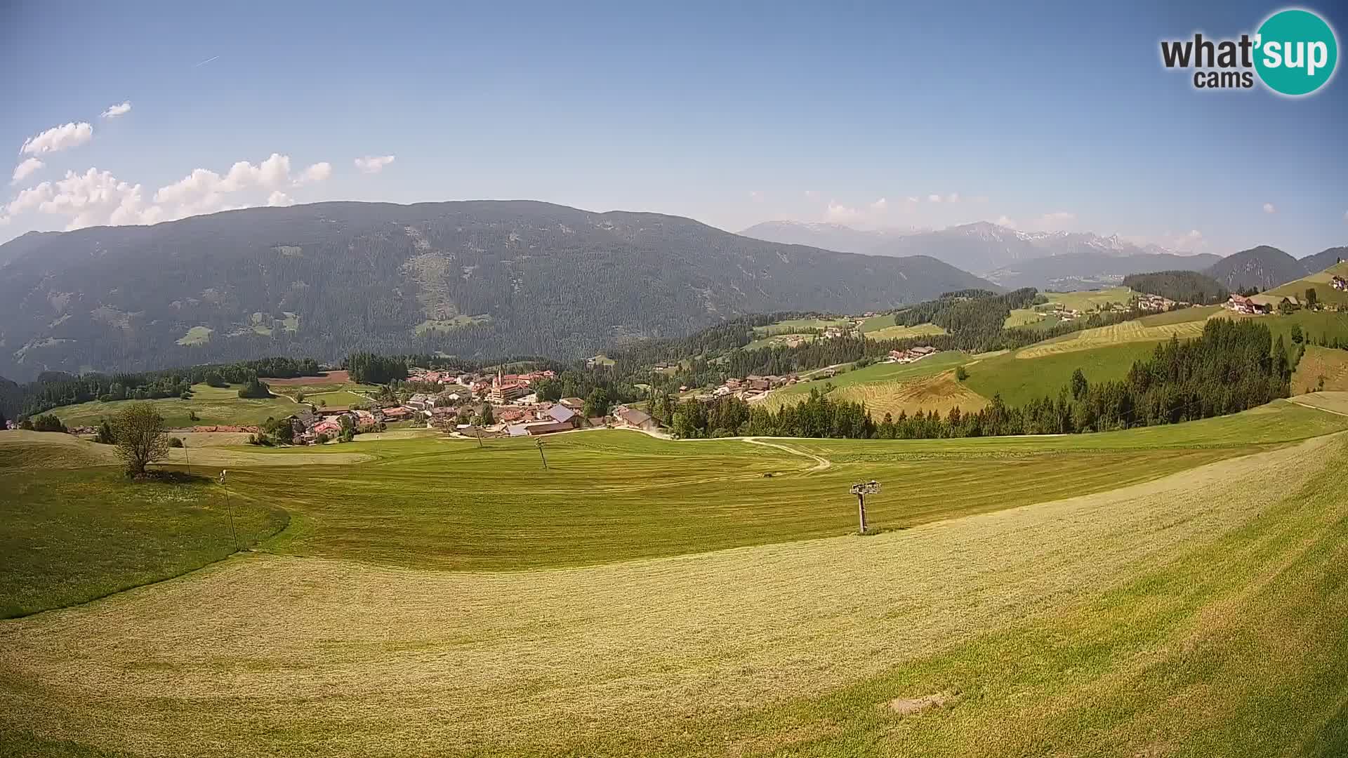 Spletna kamera Terenten (1210m) – Pogled v živo na dolino Pusteria