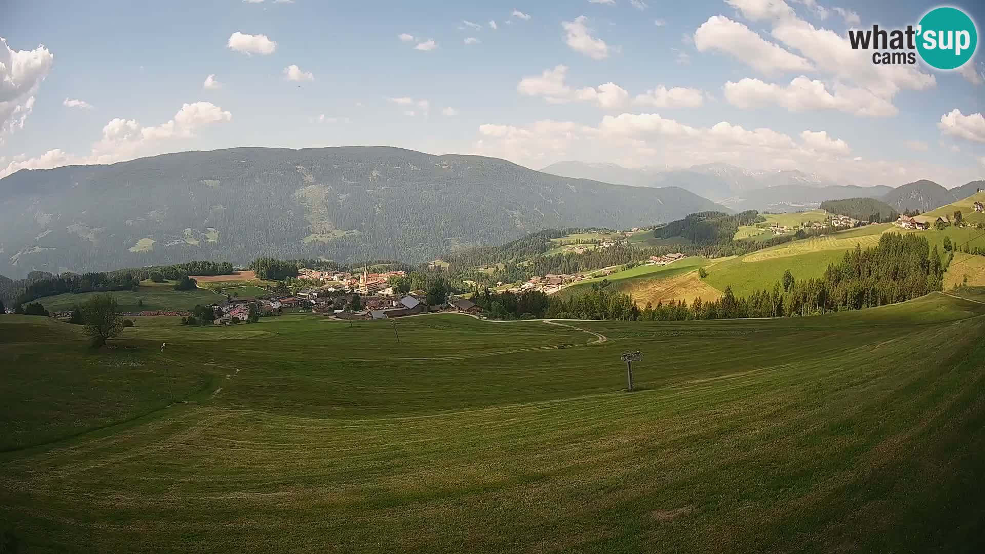 Spletna kamera Terenten (1210m) – Pogled v živo na dolino Pusteria