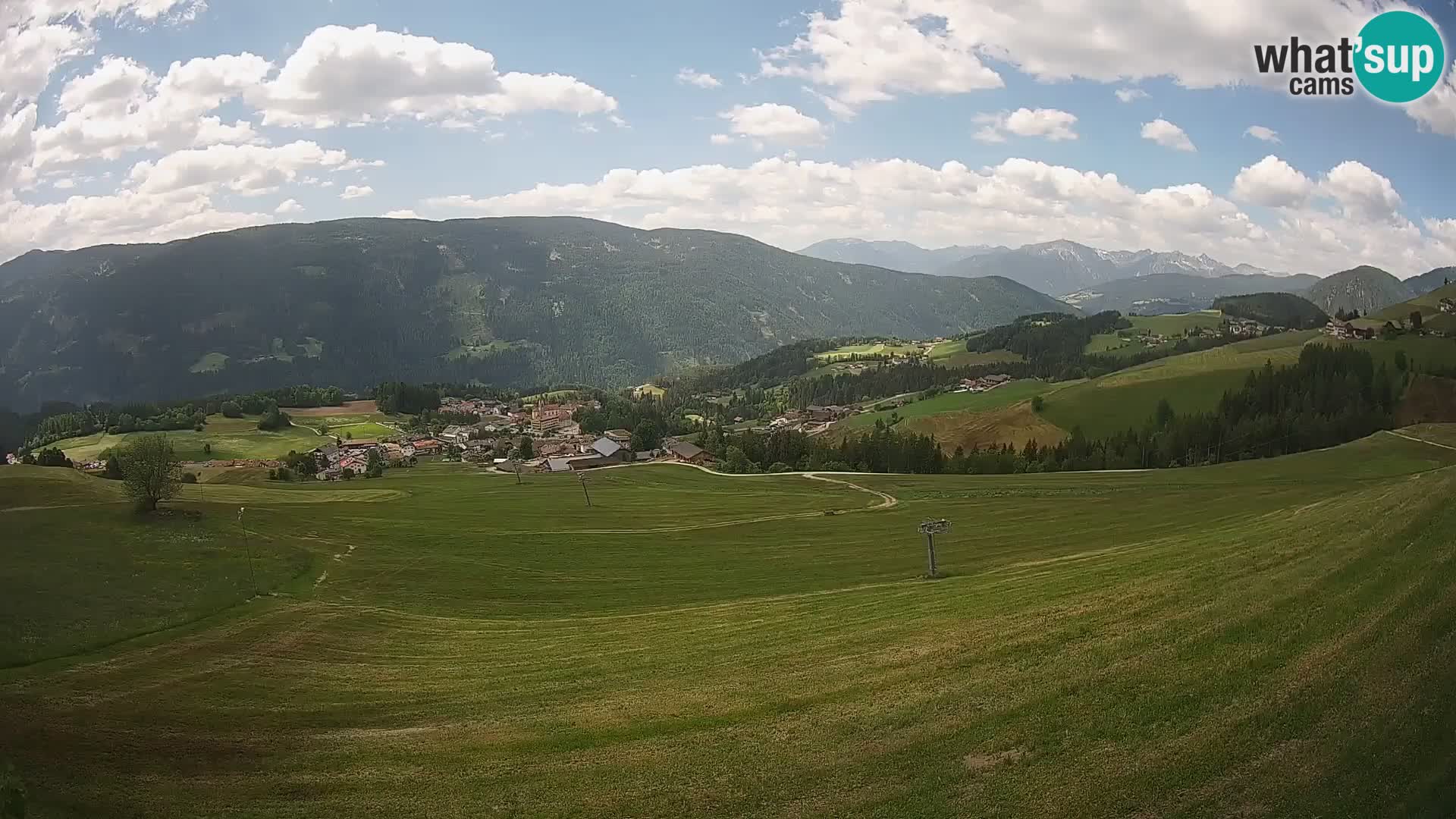 Spletna kamera Terenten (1210m) – Pogled v živo na dolino Pusteria