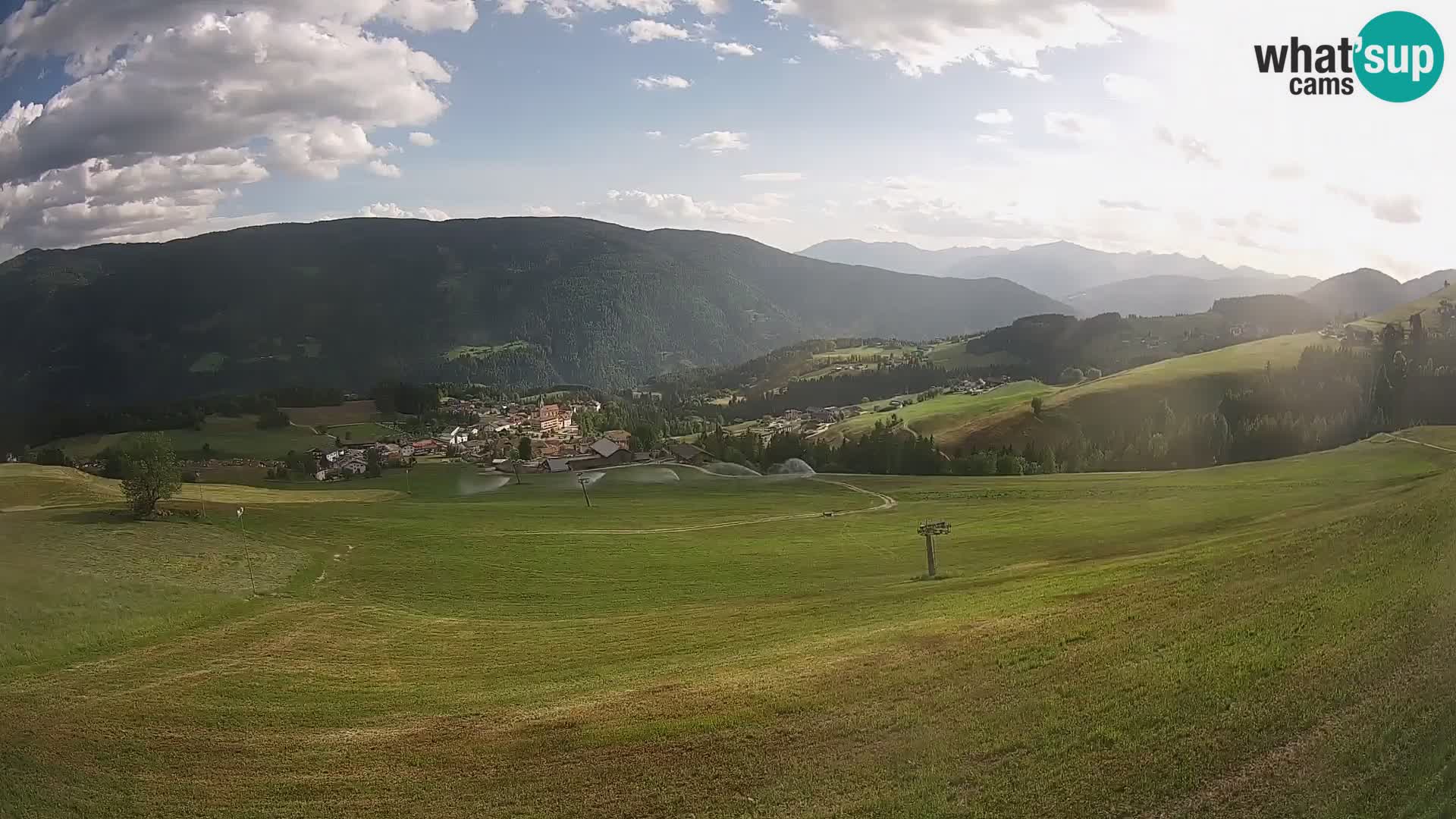 Spletna kamera Terenten (1210m) – Pogled v živo na dolino Pusteria