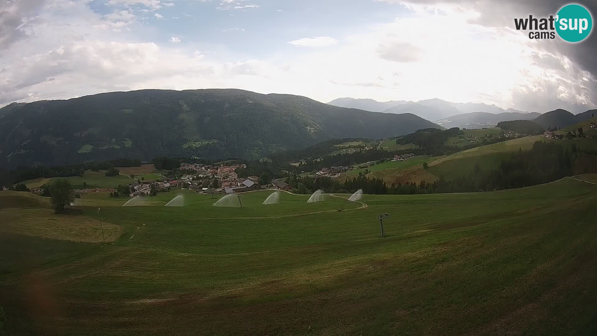 Spletna kamera Terenten (1210m) – Pogled v živo na dolino Pusteria