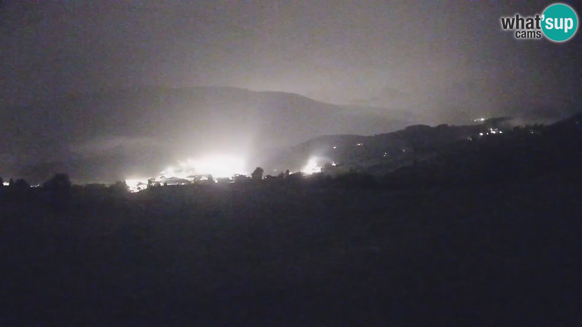 Spletna kamera Terenten (1210m) – Pogled v živo na dolino Pusteria