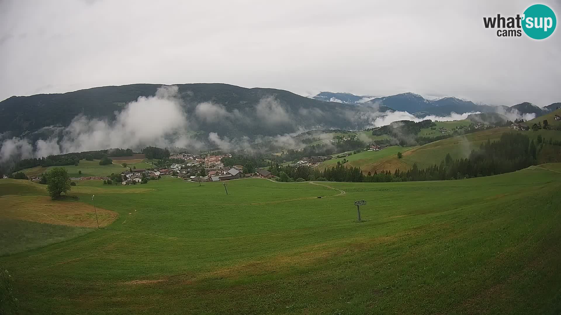 Spletna kamera Terenten (1210m) – Pogled v živo na dolino Pusteria