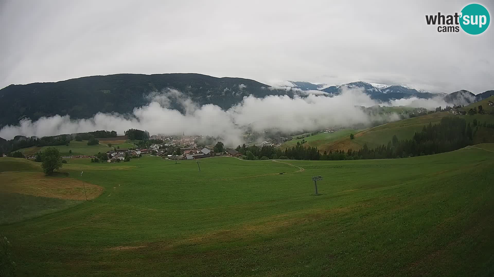 Spletna kamera Terenten (1210m) – Pogled v živo na dolino Pusteria