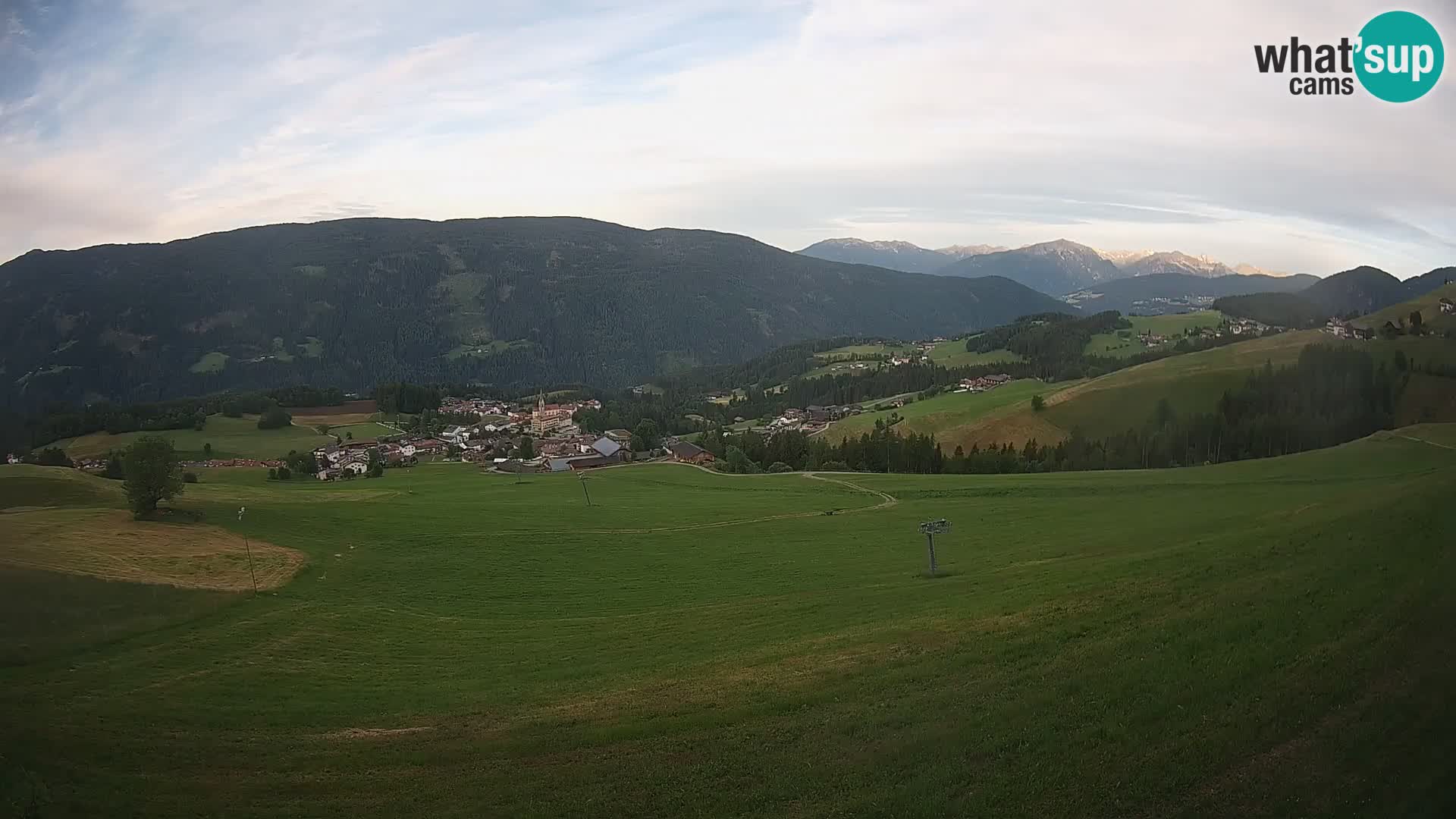 Spletna kamera Terenten (1210m) – Pogled v živo na dolino Pusteria