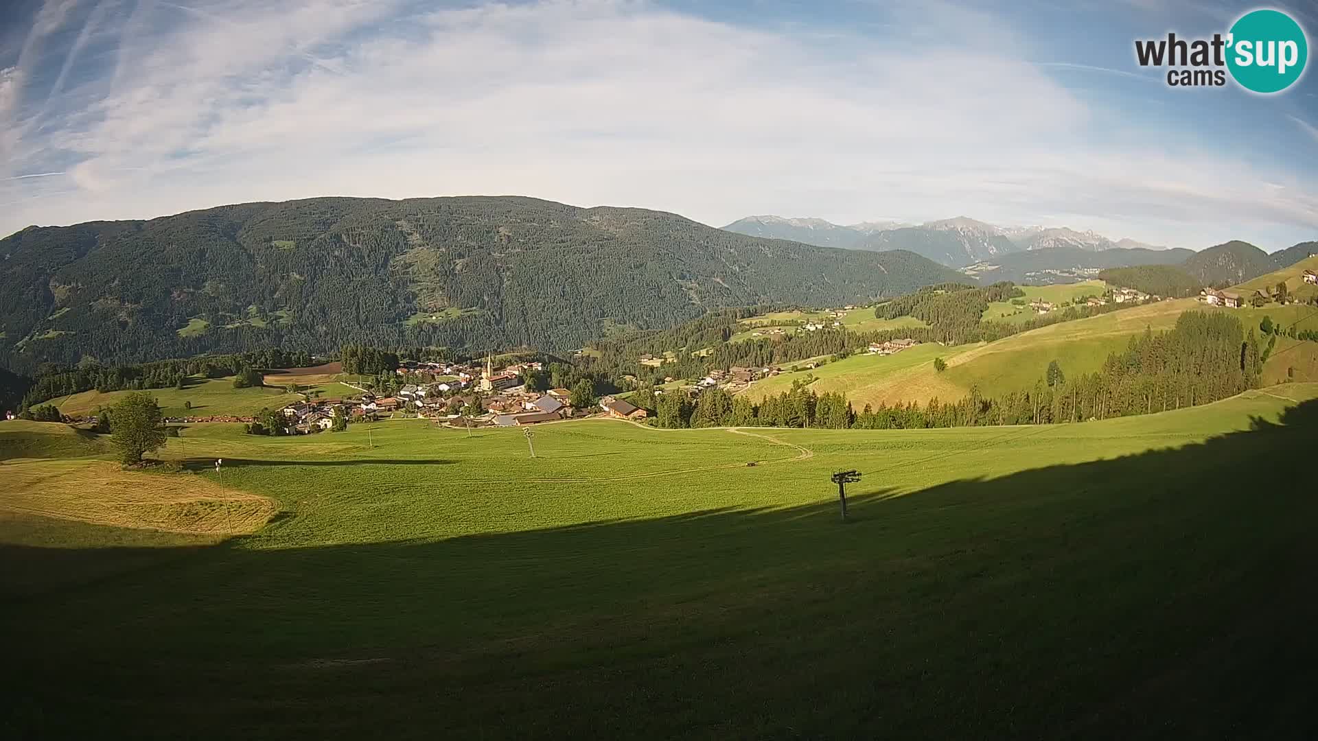Spletna kamera Terenten (1210m) – Pogled v živo na dolino Pusteria