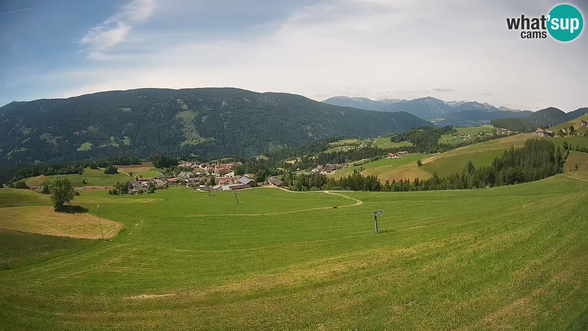 Spletna kamera Terenten (1210m) – Pogled v živo na dolino Pusteria