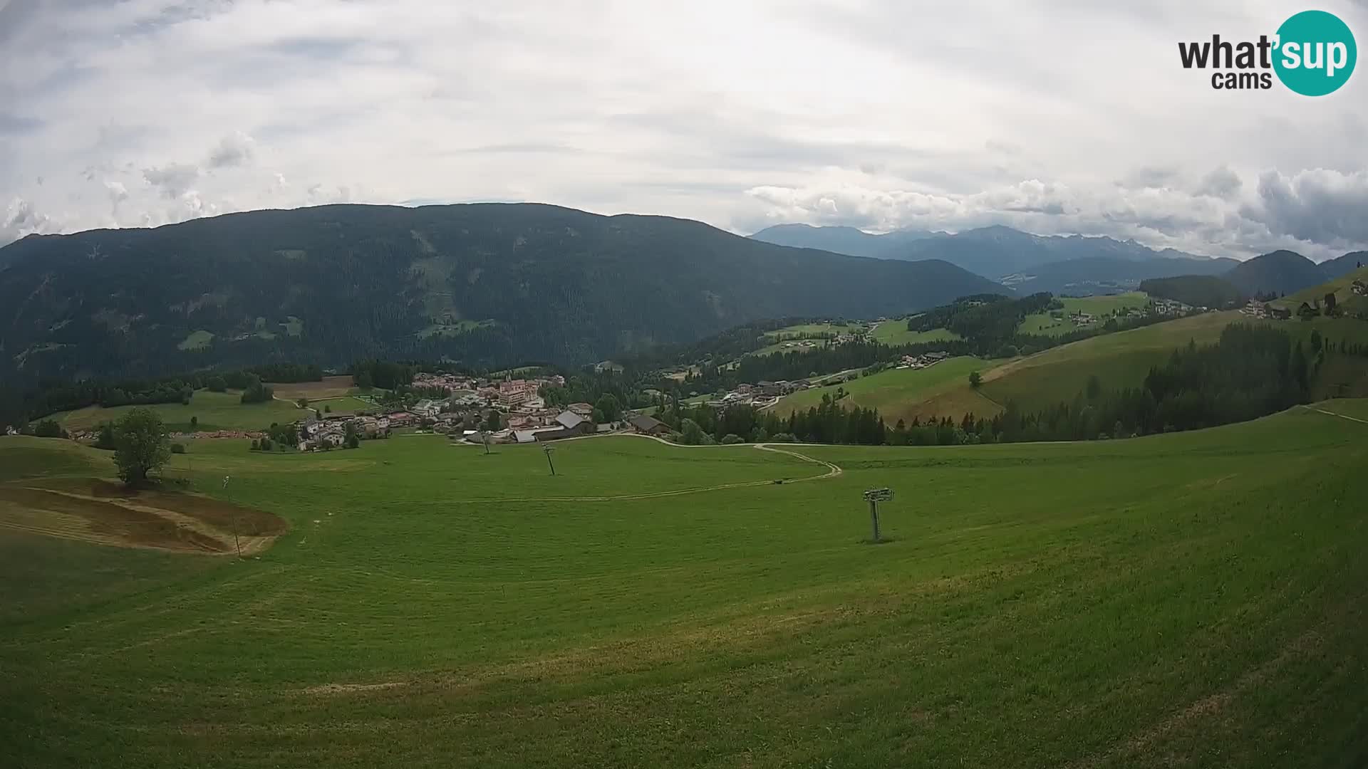 Spletna kamera Terenten (1210m) – Pogled v živo na dolino Pusteria