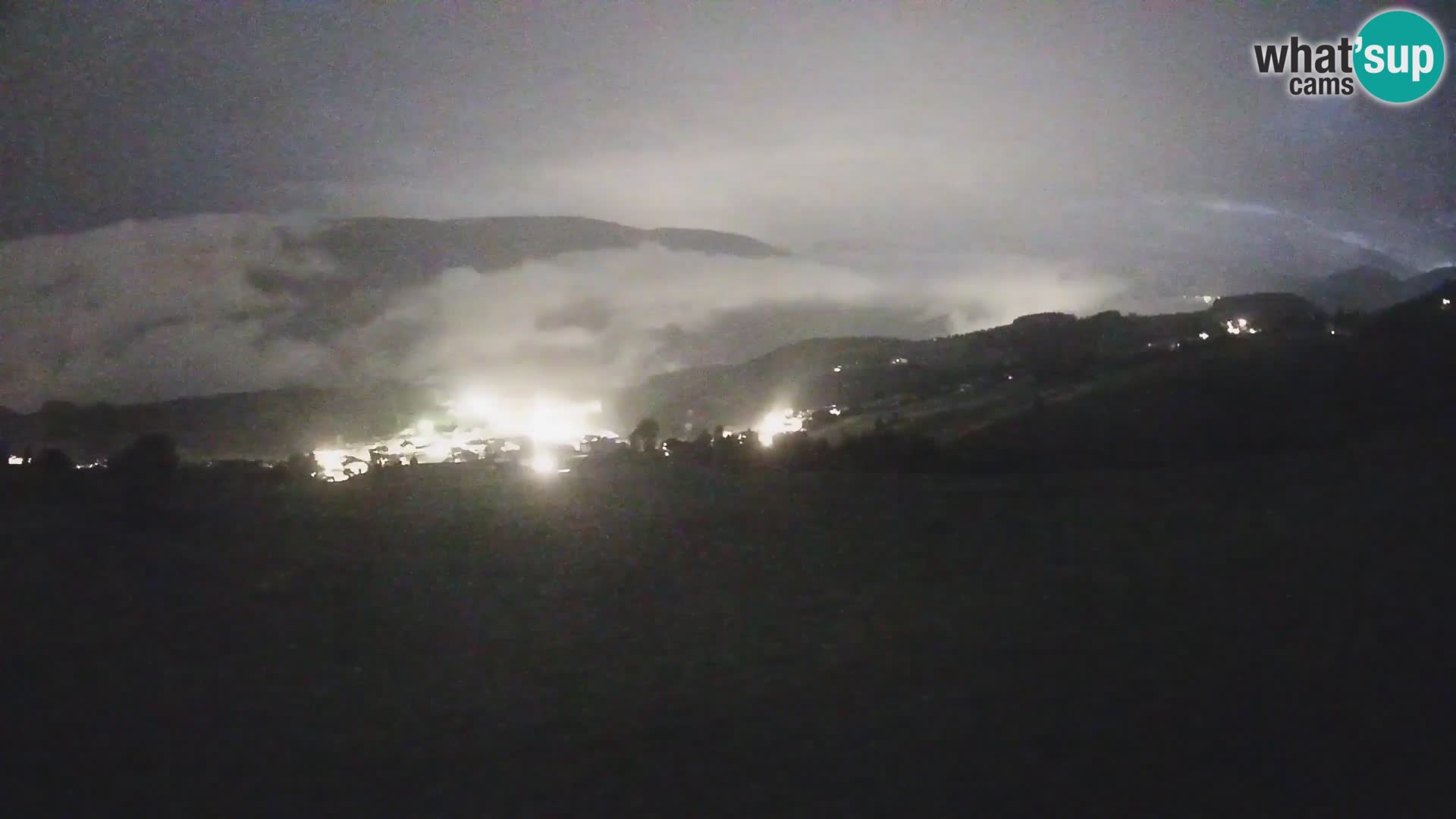 Spletna kamera Terenten (1210m) – Pogled v živo na dolino Pusteria