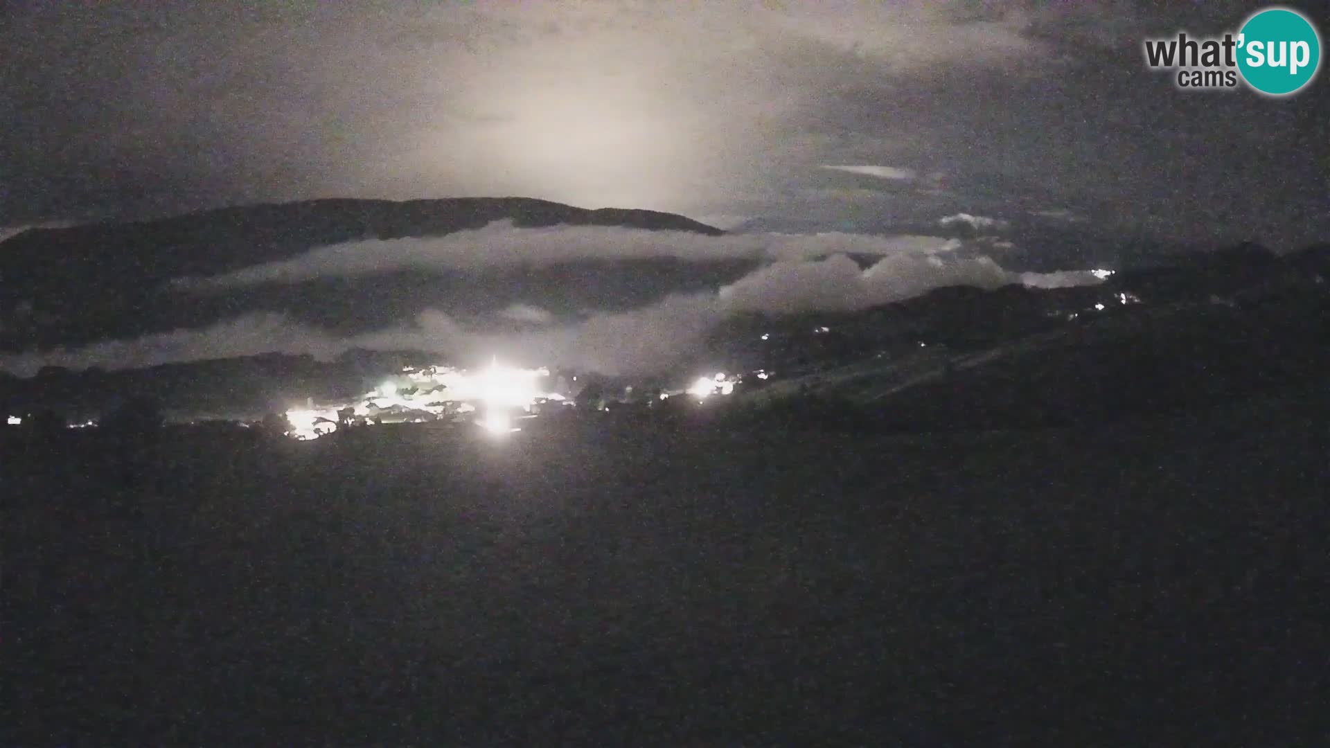 Spletna kamera Terenten (1210m) – Pogled v živo na dolino Pusteria