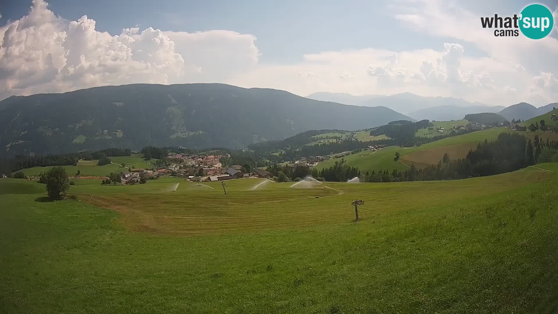 Spletna kamera Terenten (1210m) – Pogled v živo na dolino Pusteria