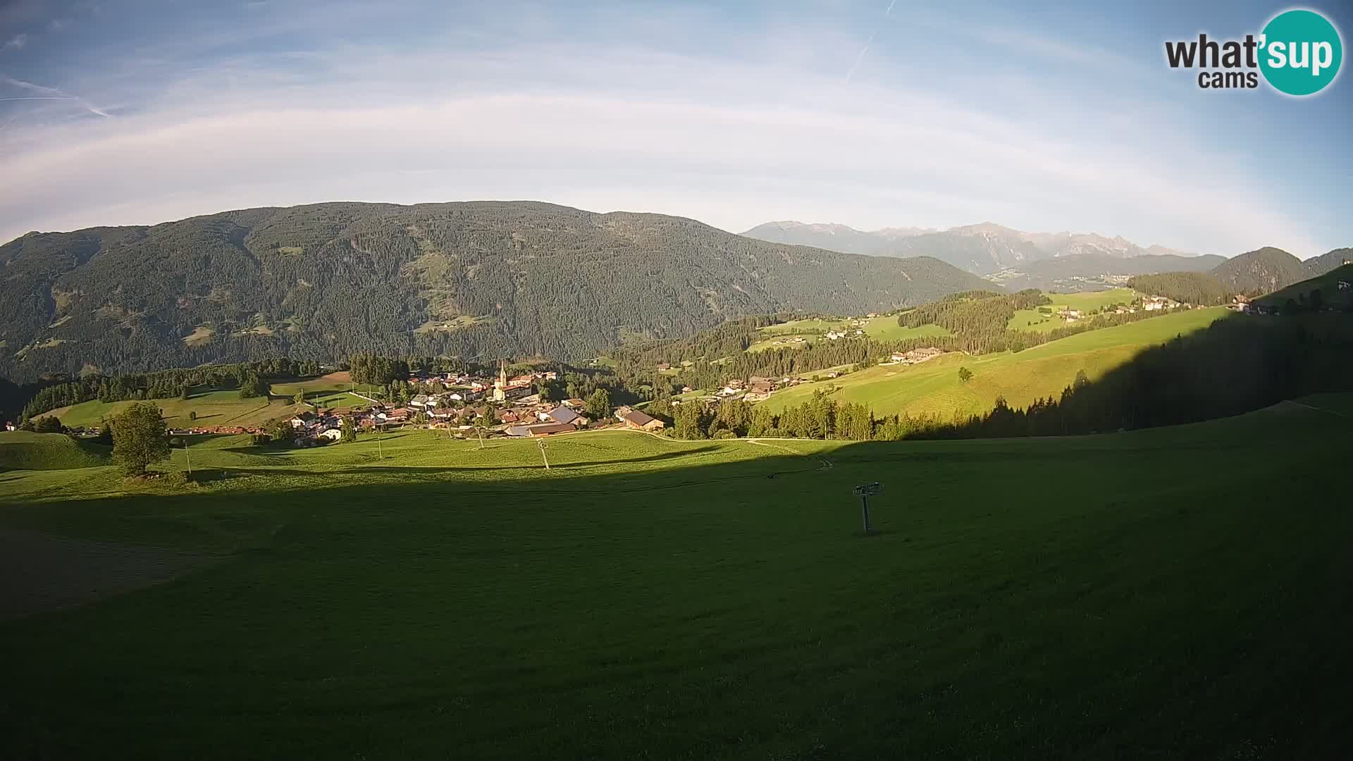 Spletna kamera Terenten (1210m) – Pogled v živo na dolino Pusteria