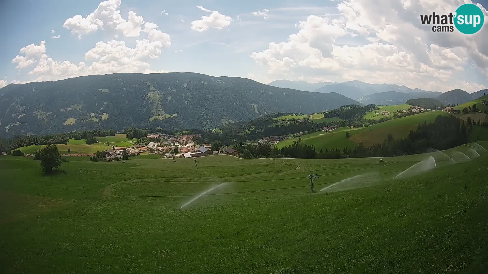 Spletna kamera Terenten (1210m) – Pogled v živo na dolino Pusteria