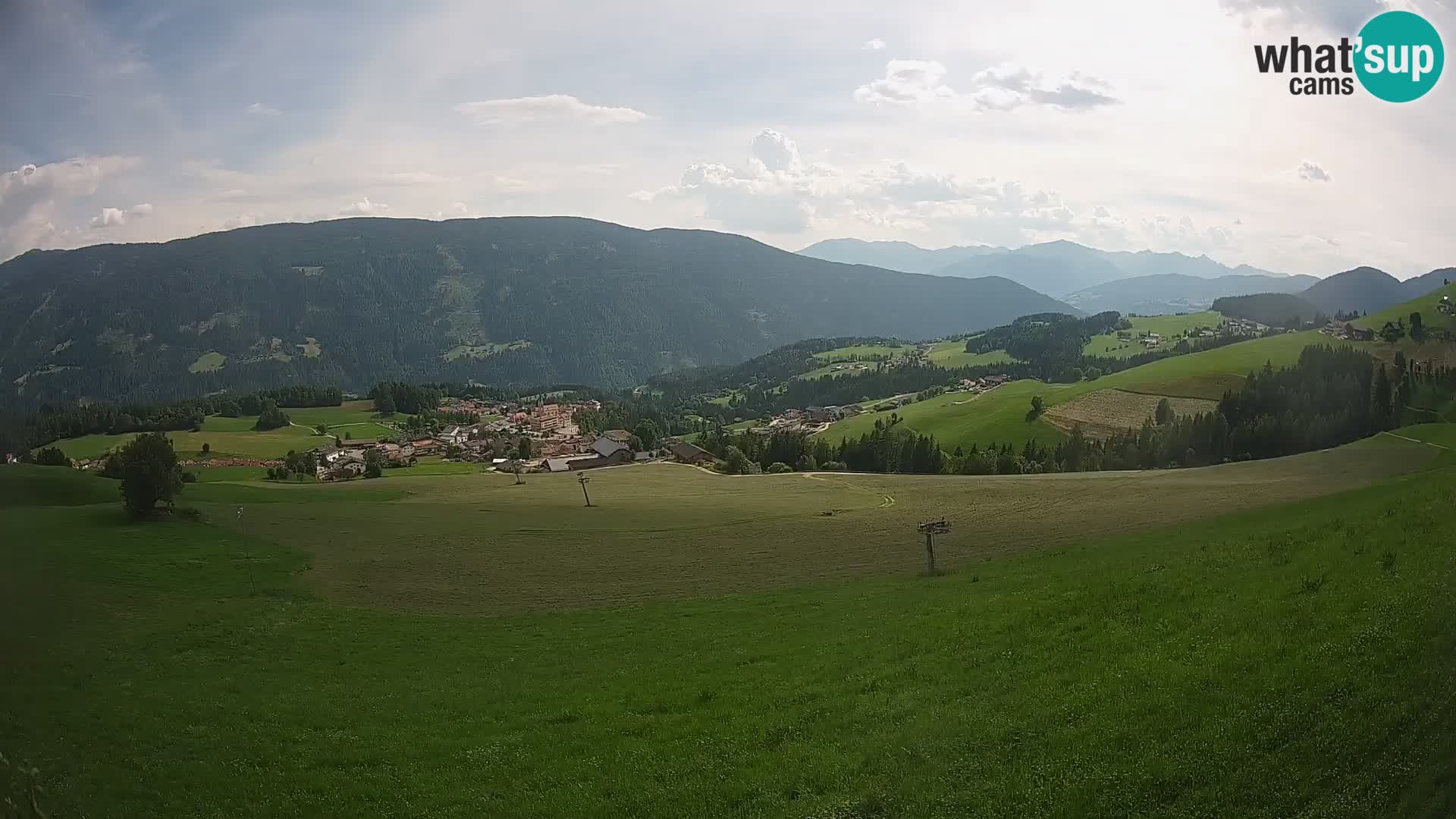 Spletna kamera Terenten (1210m) – Pogled v živo na dolino Pusteria