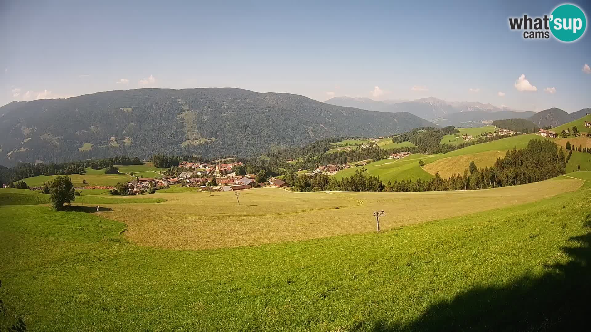 Spletna kamera Terenten (1210m) – Pogled v živo na dolino Pusteria