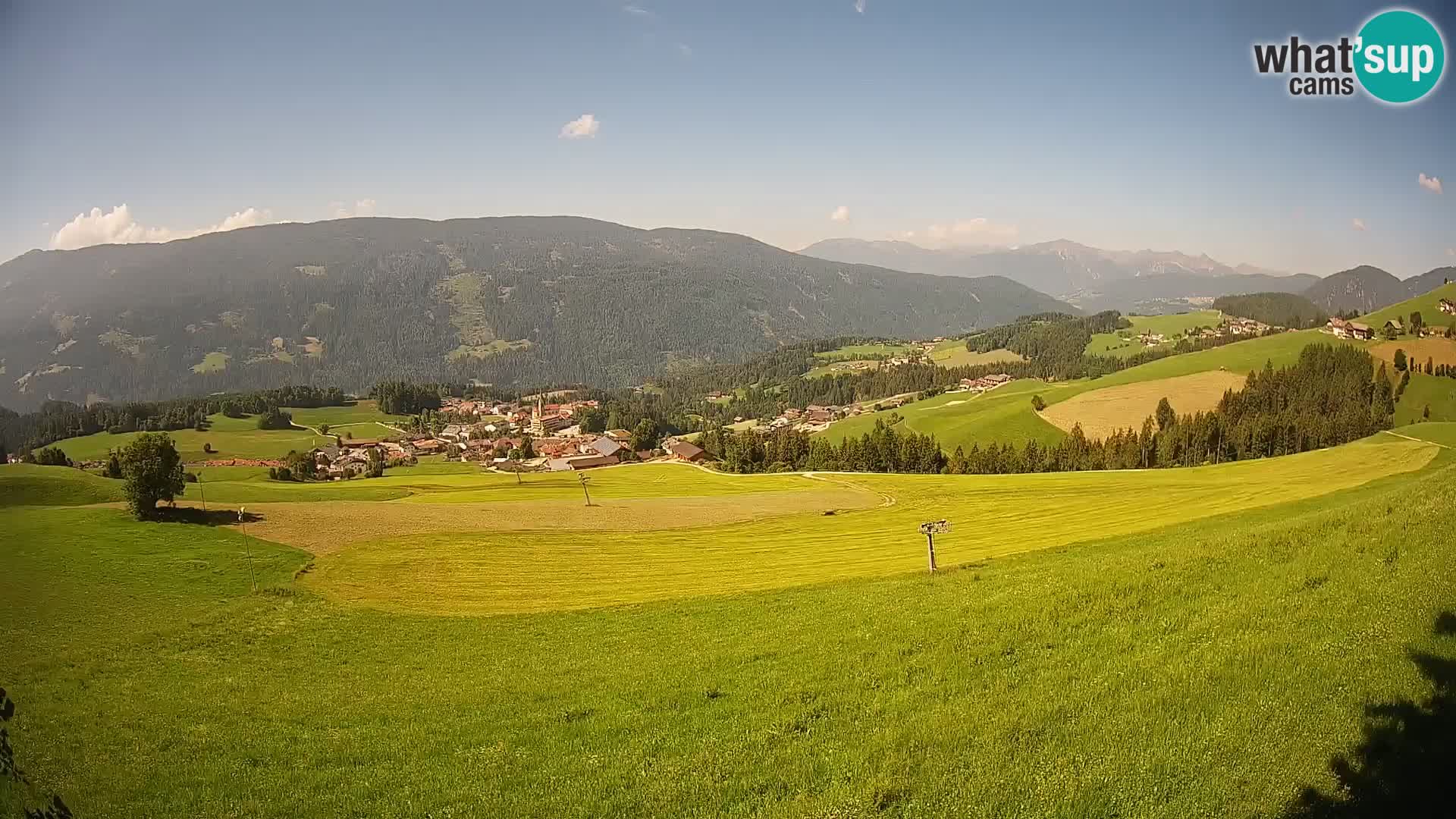 Spletna kamera Terenten (1210m) – Pogled v živo na dolino Pusteria