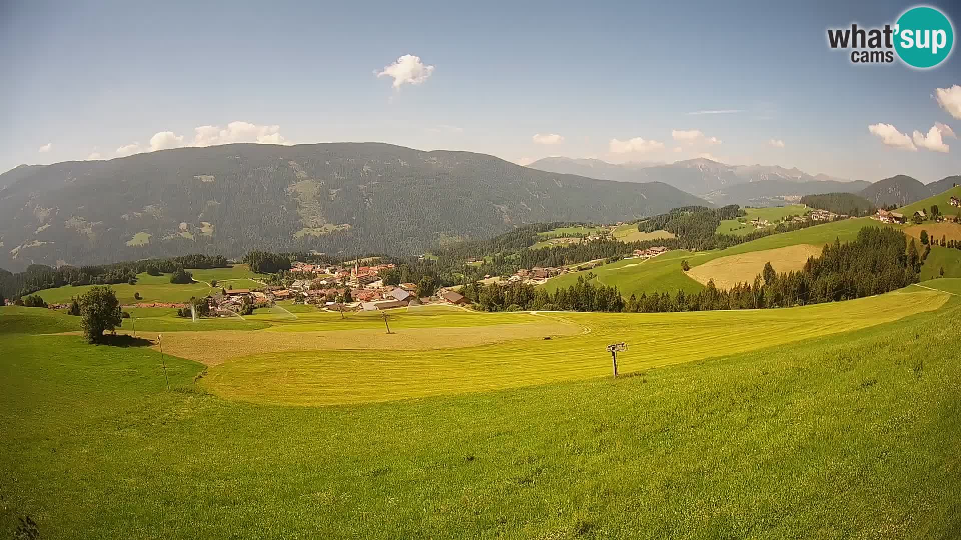 Spletna kamera Terenten (1210m) – Pogled v živo na dolino Pusteria