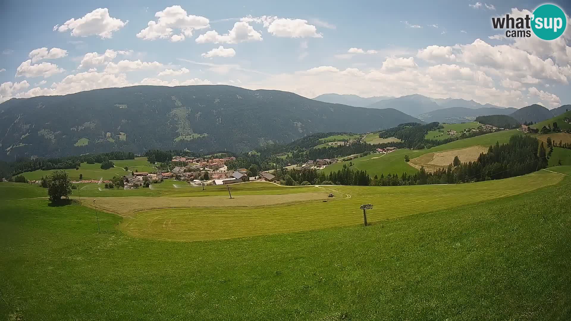 Spletna kamera Terenten (1210m) – Pogled v živo na dolino Pusteria