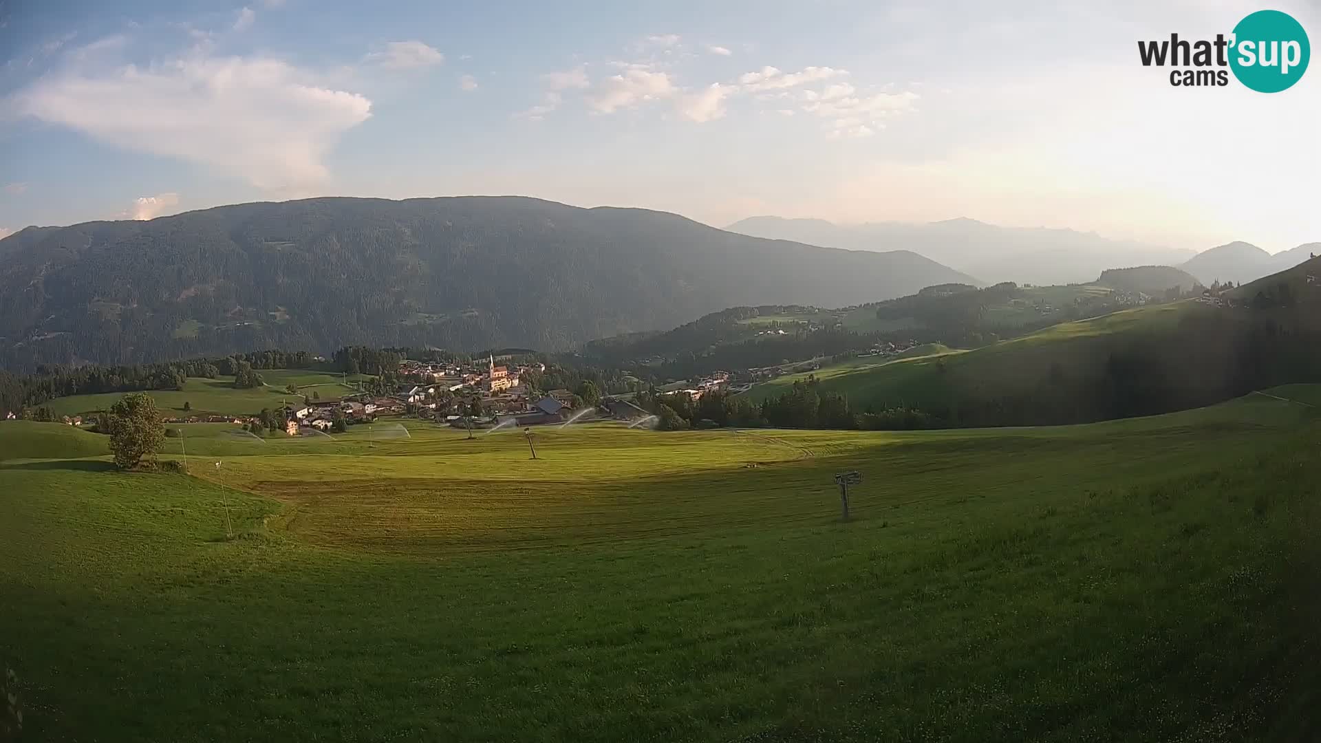 Spletna kamera Terenten (1210m) – Pogled v živo na dolino Pusteria