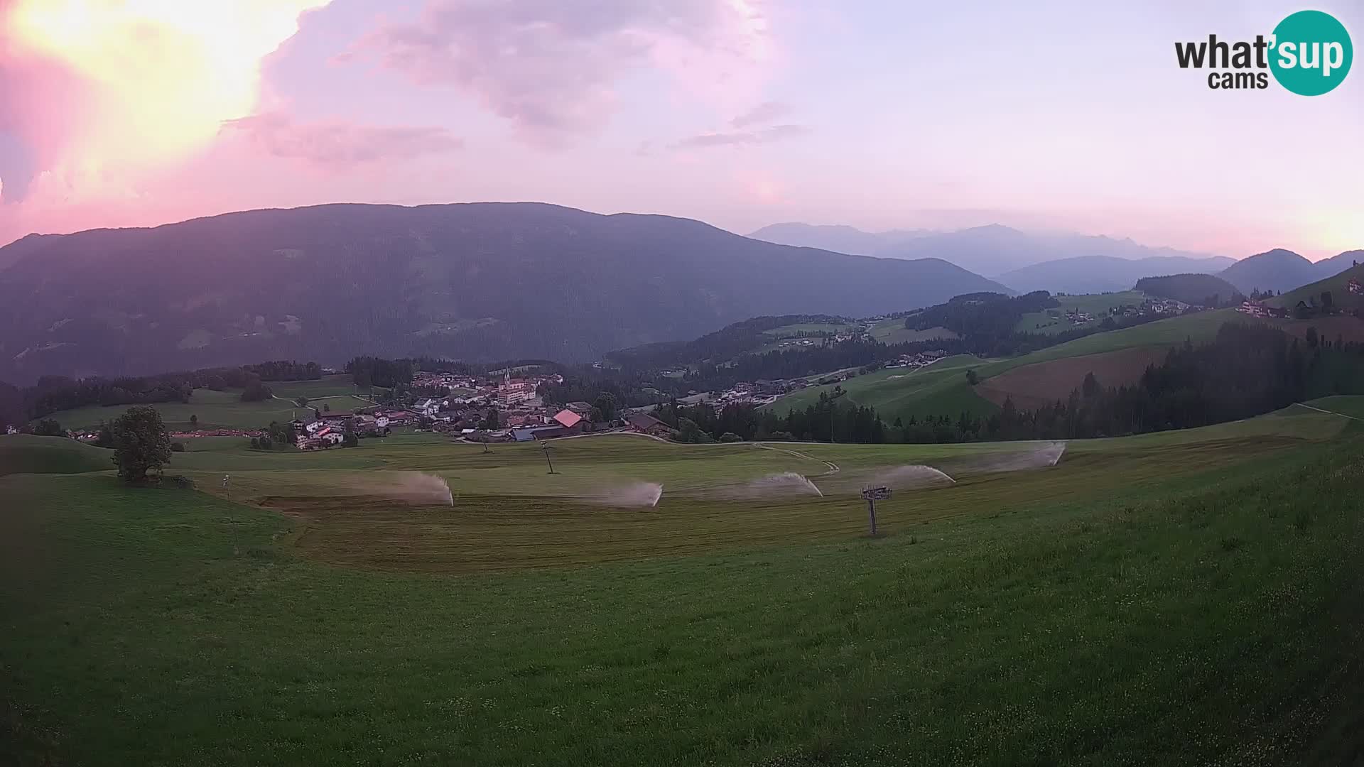 Spletna kamera Terenten (1210m) – Pogled v živo na dolino Pusteria
