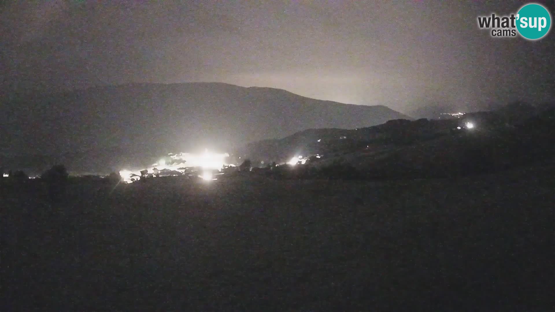 Spletna kamera Terenten (1210m) – Pogled v živo na dolino Pusteria
