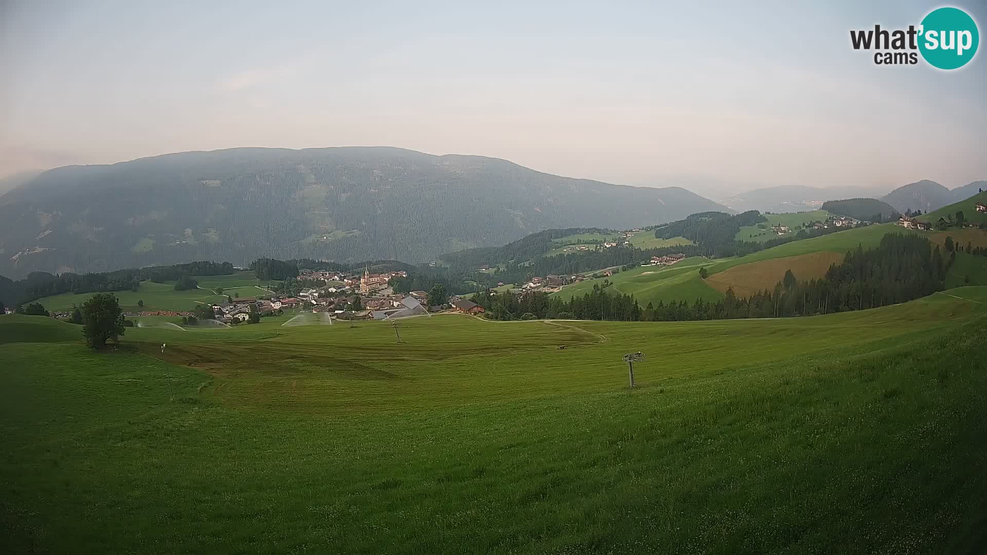 Spletna kamera Terenten (1210m) – Pogled v živo na dolino Pusteria