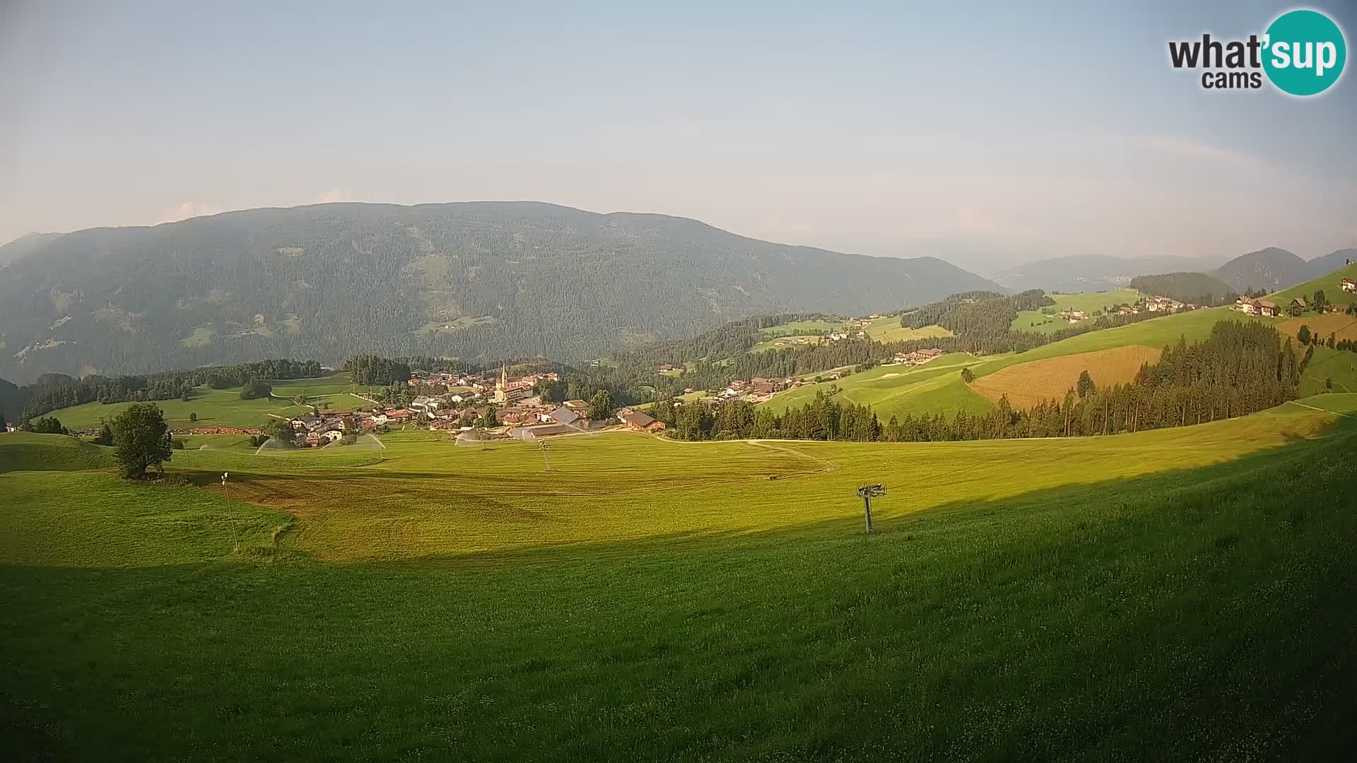 Spletna kamera Terenten (1210m) – Pogled v živo na dolino Pusteria