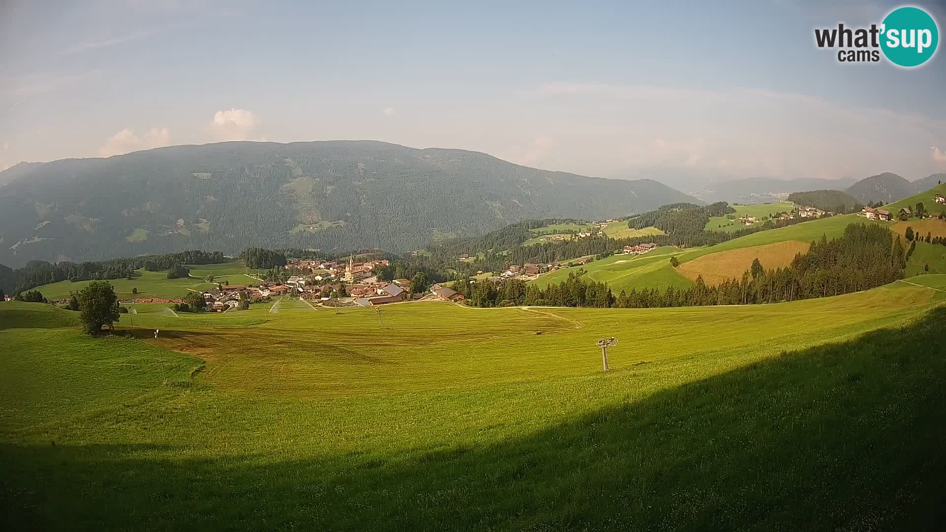 Spletna kamera Terenten (1210m) – Pogled v živo na dolino Pusteria