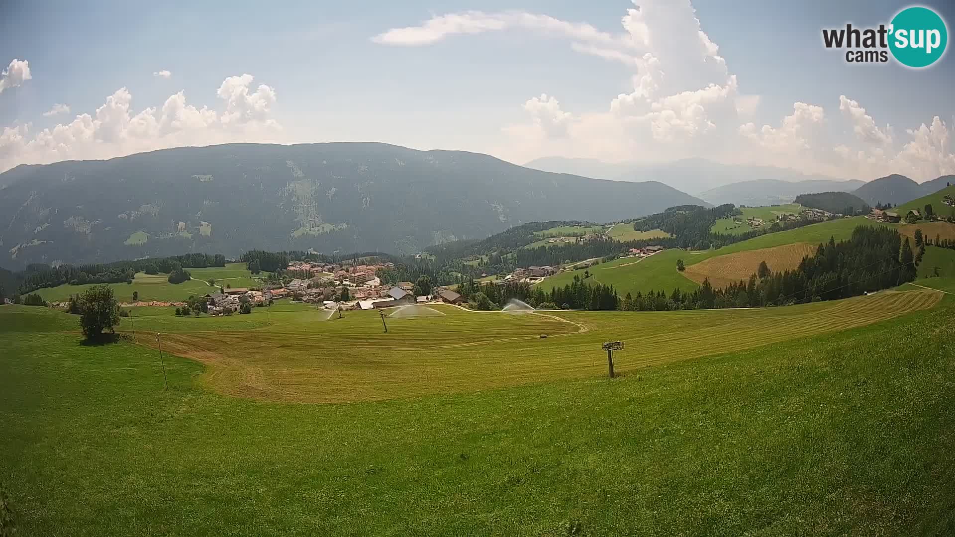 Spletna kamera Terenten (1210m) – Pogled v živo na dolino Pusteria