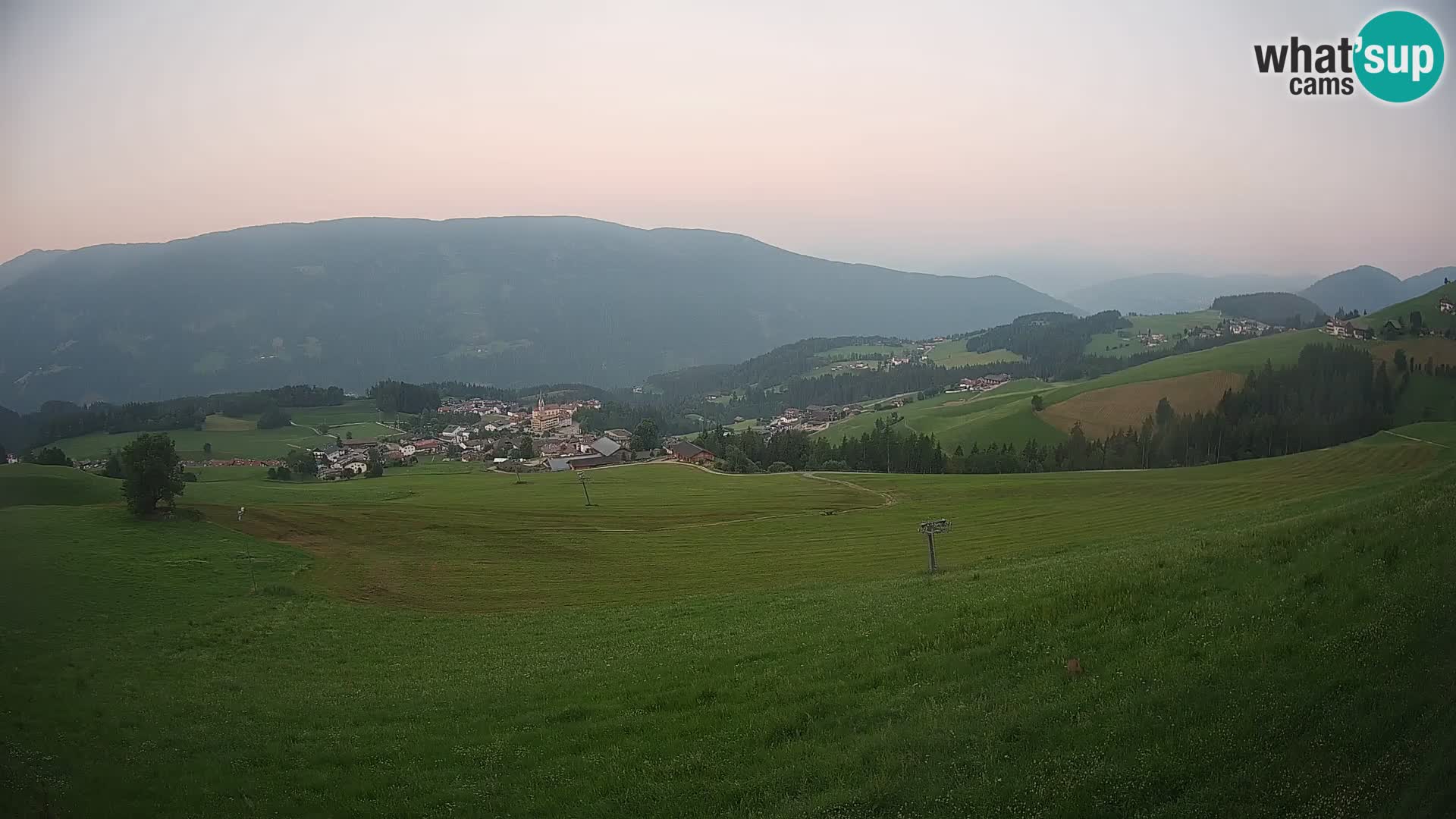 Spletna kamera Terenten (1210m) – Pogled v živo na dolino Pusteria