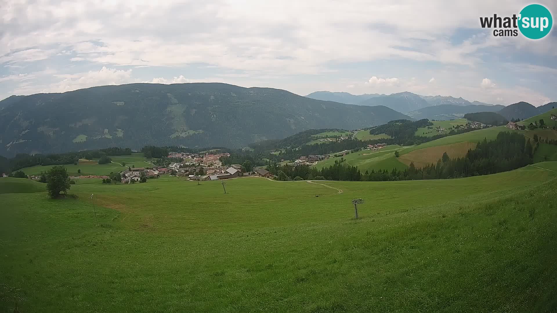 Spletna kamera Terenten (1210m) – Pogled v živo na dolino Pusteria
