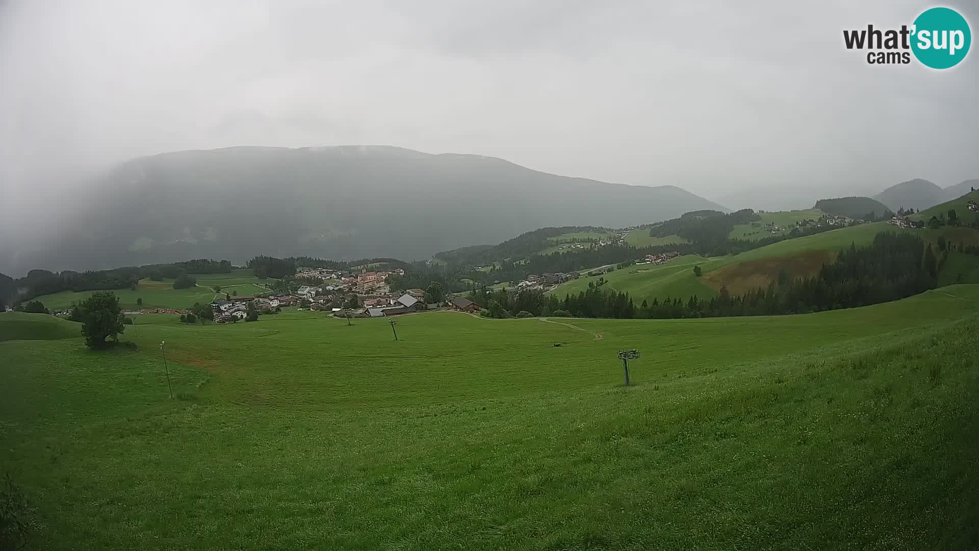 Spletna kamera Terenten (1210m) – Pogled v živo na dolino Pusteria
