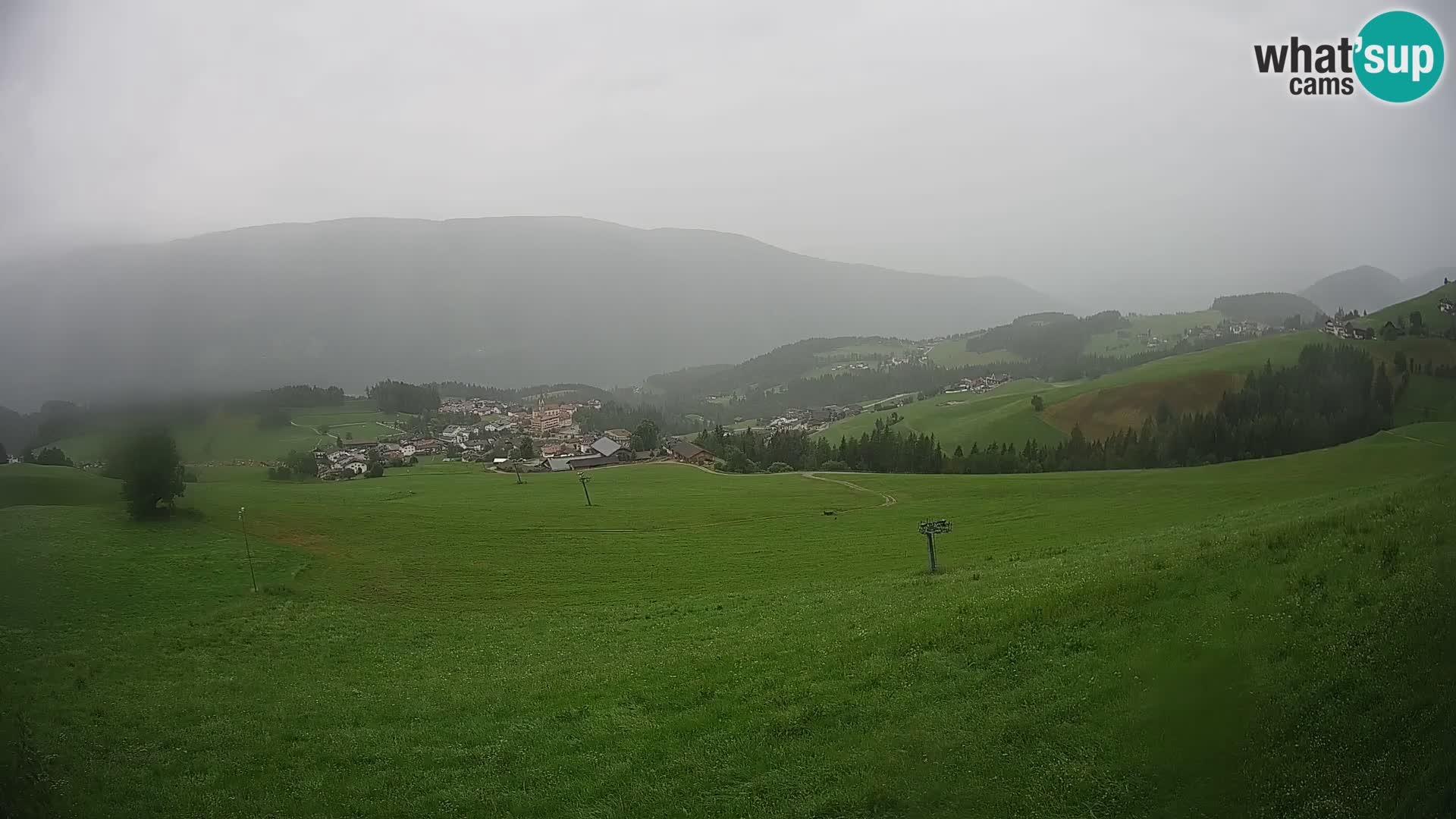 Spletna kamera Terenten (1210m) – Pogled v živo na dolino Pusteria