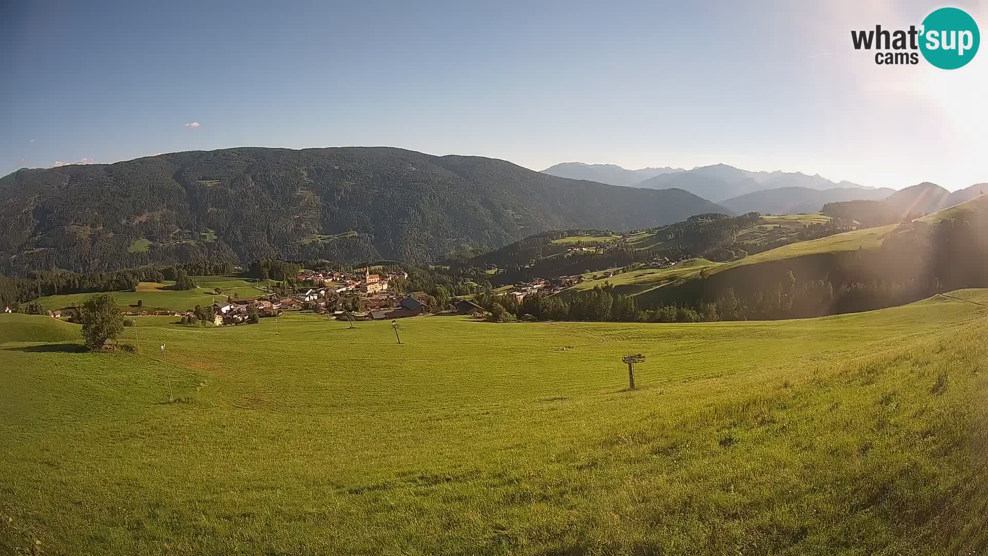 Spletna kamera Terenten (1210m) – Pogled v živo na dolino Pusteria
