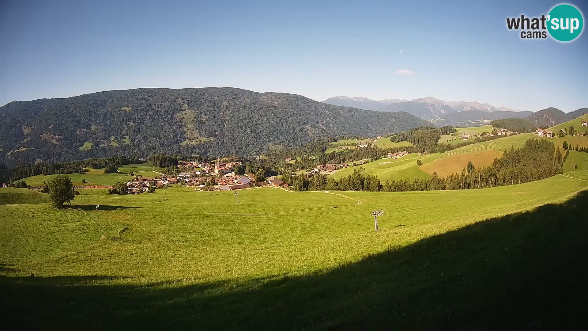 Spletna kamera Terenten (1210m) – Pogled v živo na dolino Pusteria
