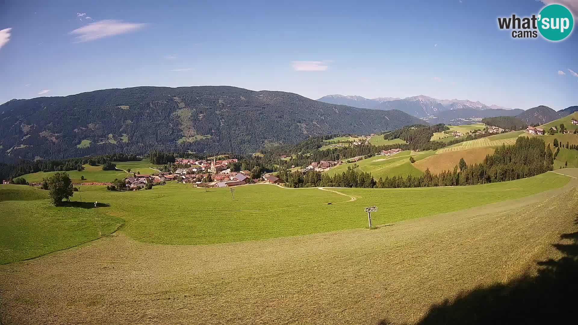 Spletna kamera Terenten (1210m) – Pogled v živo na dolino Pusteria