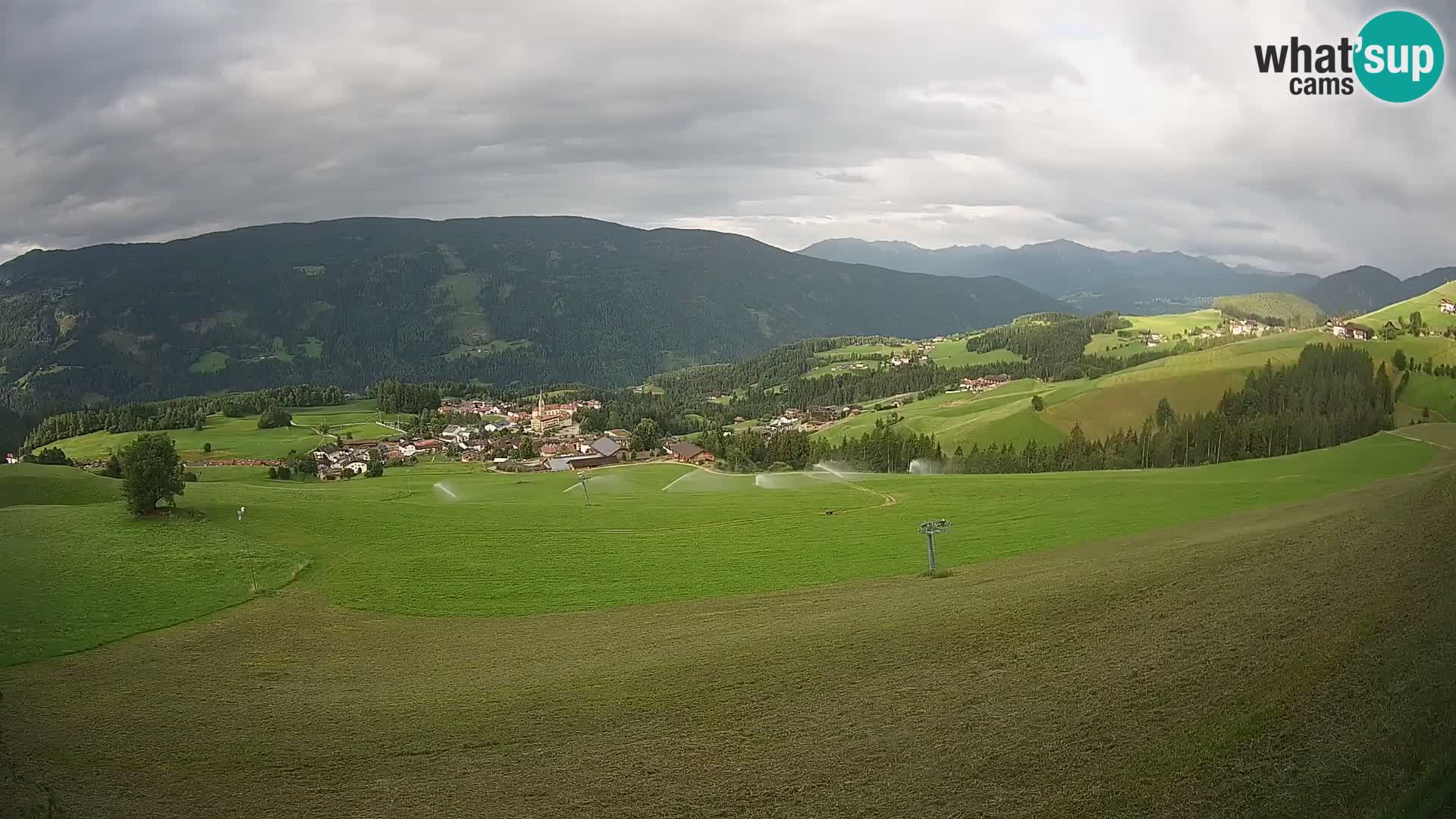 Spletna kamera Terenten (1210m) – Pogled v živo na dolino Pusteria