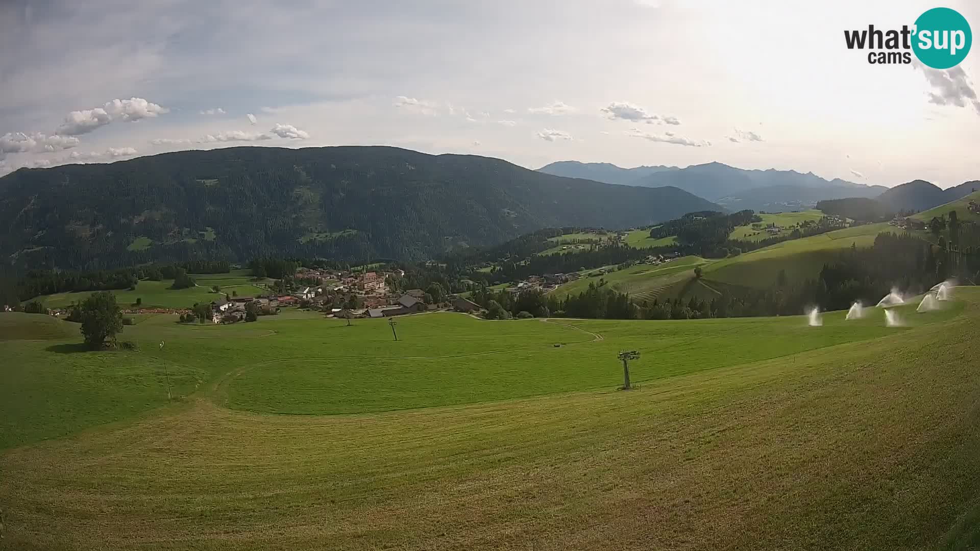 Spletna kamera Terenten (1210m) – Pogled v živo na dolino Pusteria